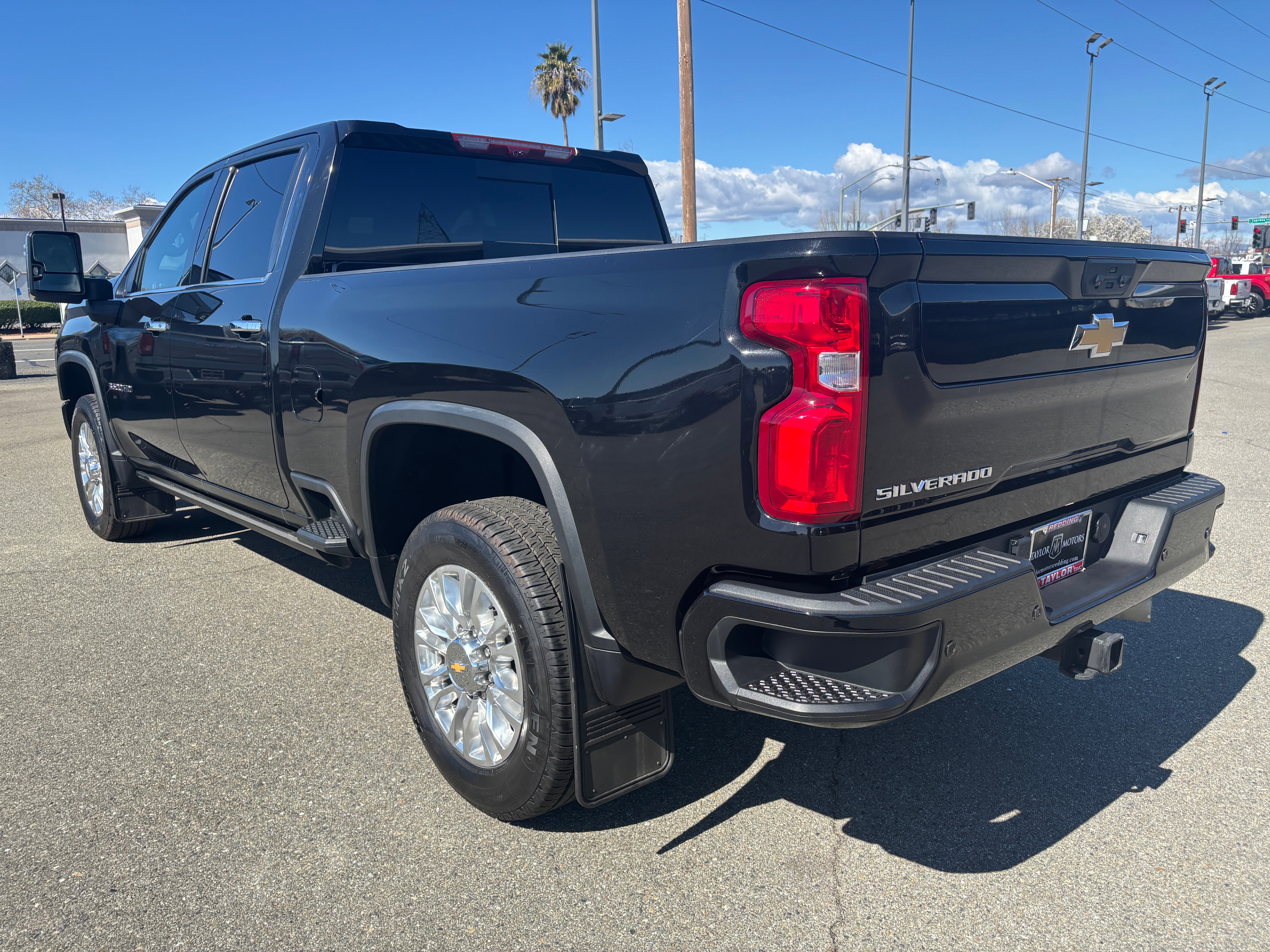 2023 Chevrolet Silverado 3500 HD High Country