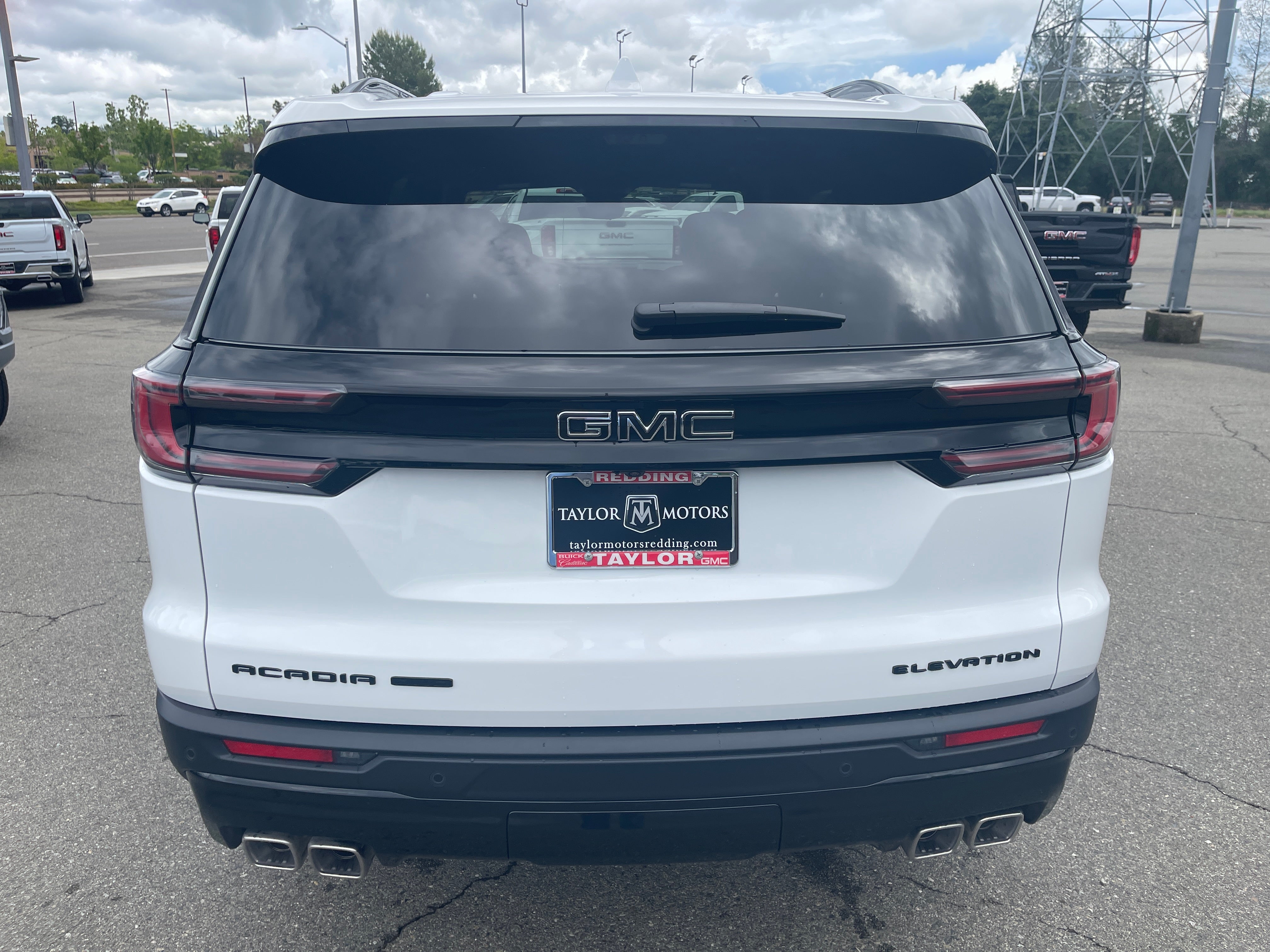 2026 GMC Acadia Elevation