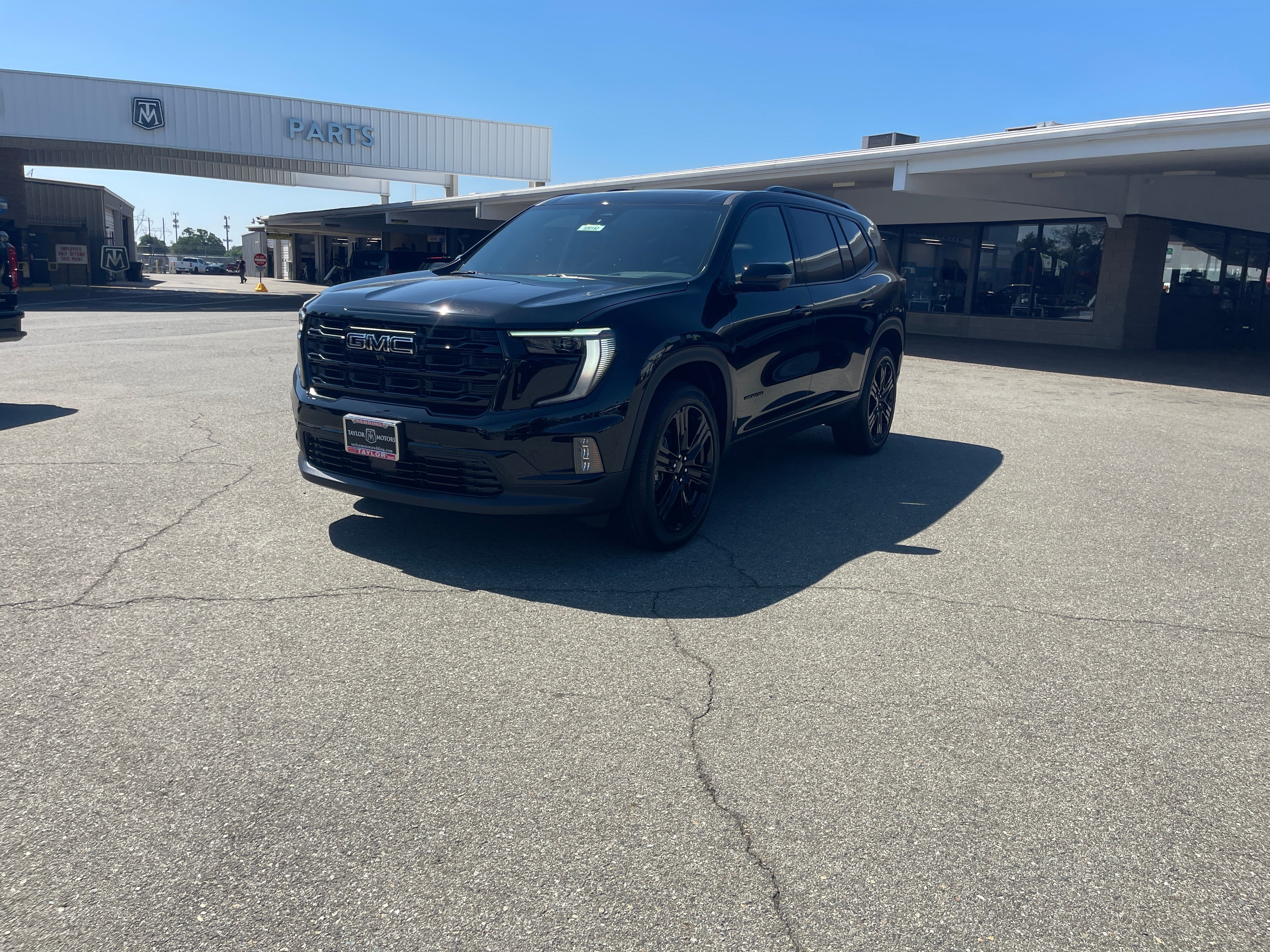 2026 GMC Acadia Elevation AWD's photo