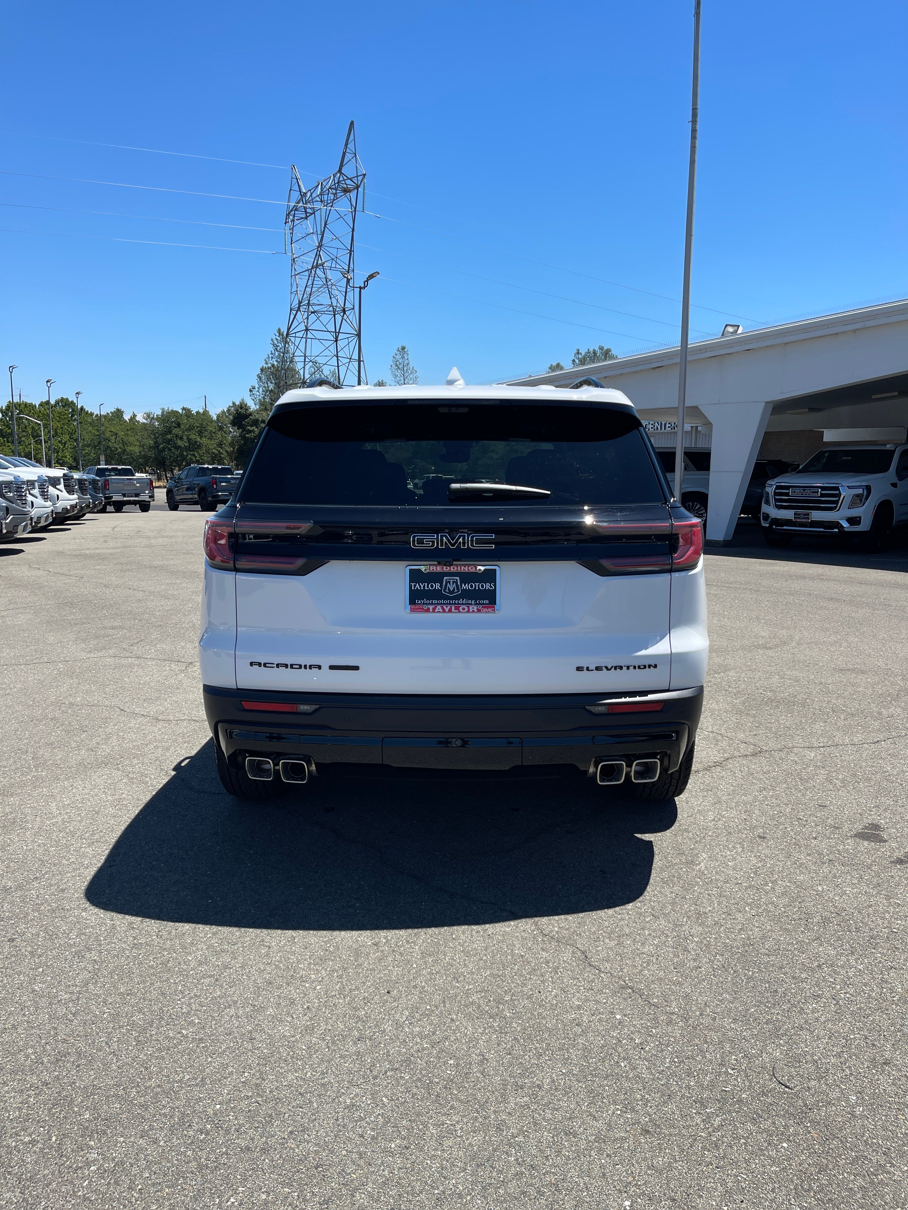 2026 GMC Acadia Elevation