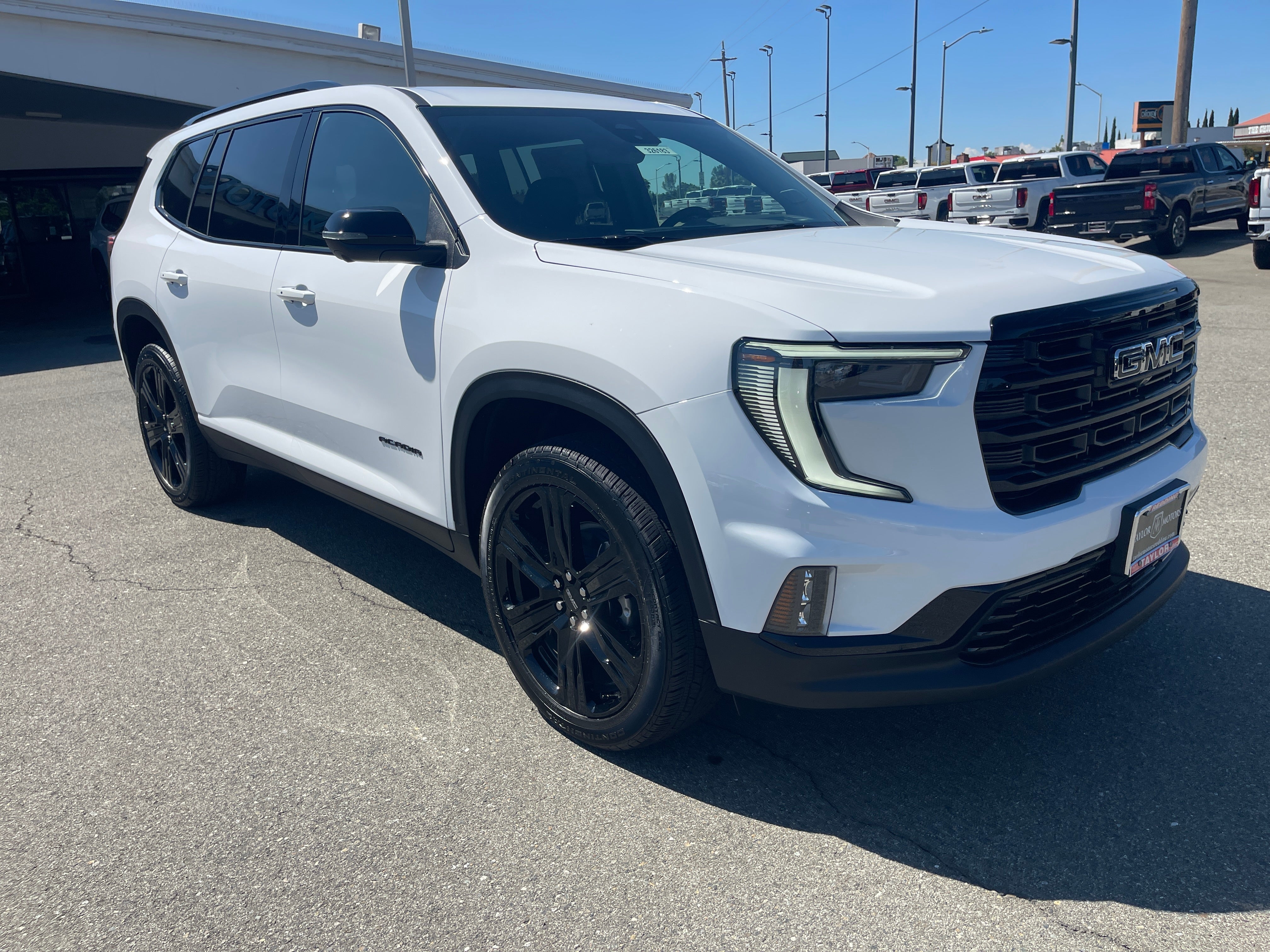 2026 GMC Acadia Elevation