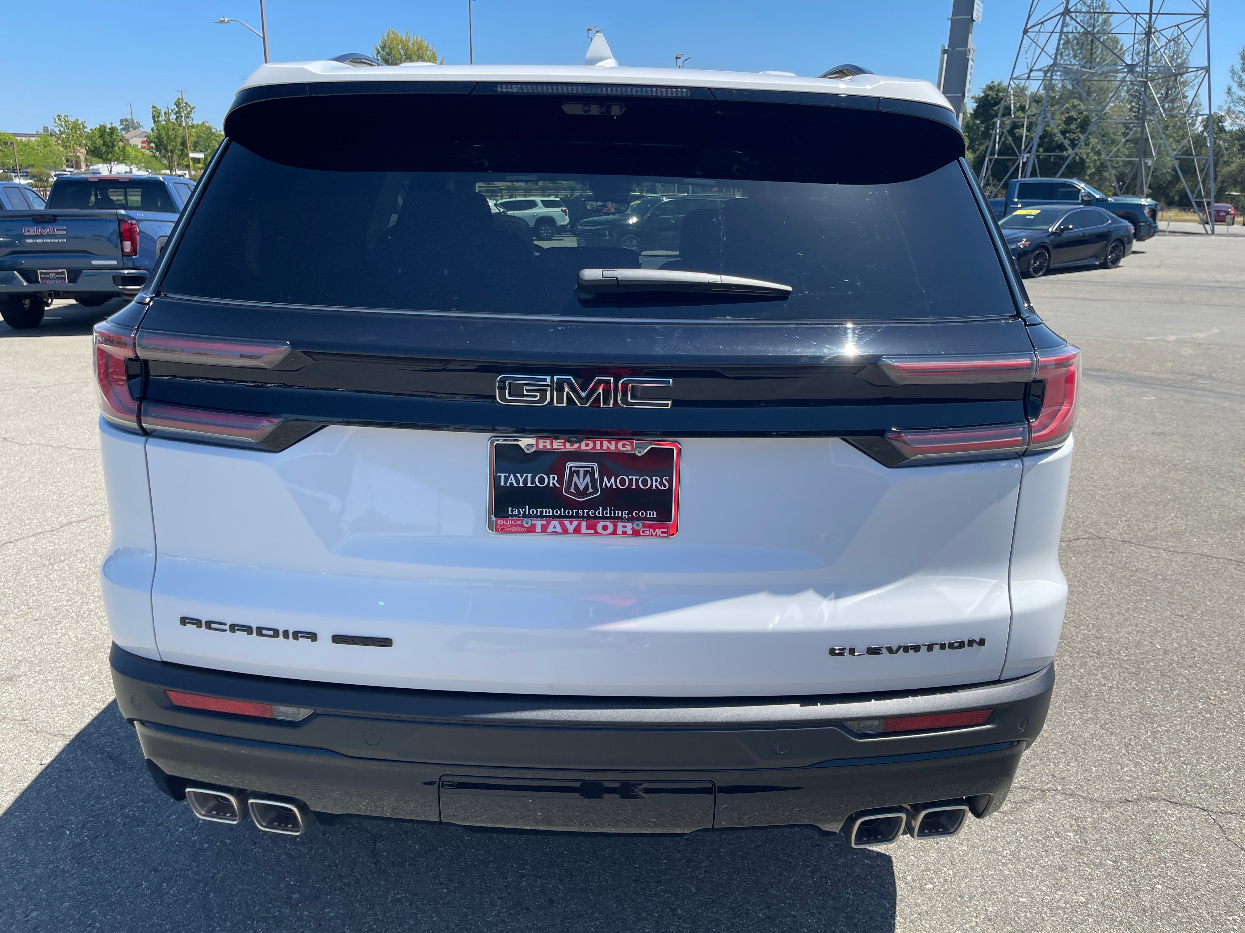 2026 GMC Acadia Elevation
