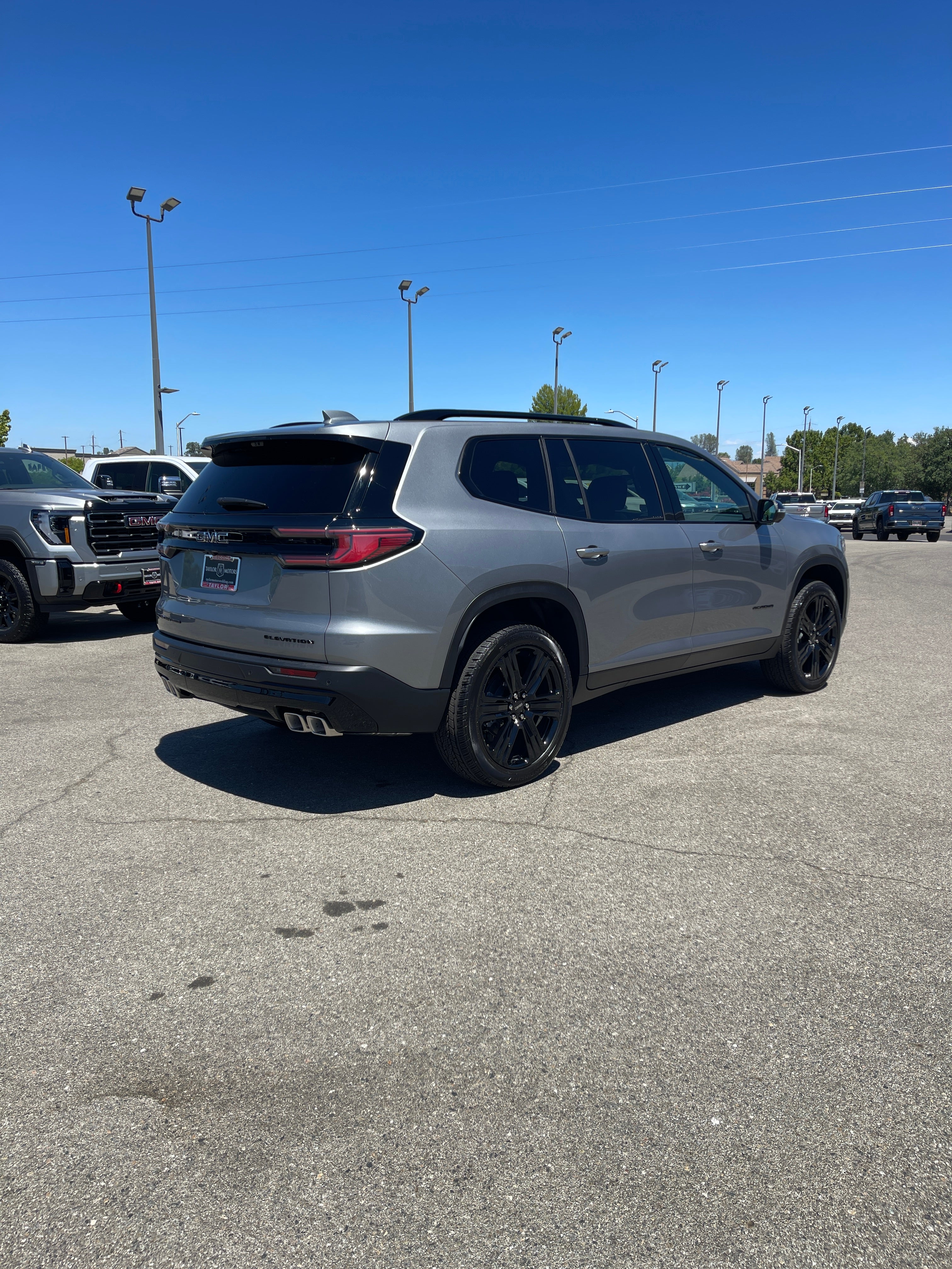 2026 GMC Acadia Elevation