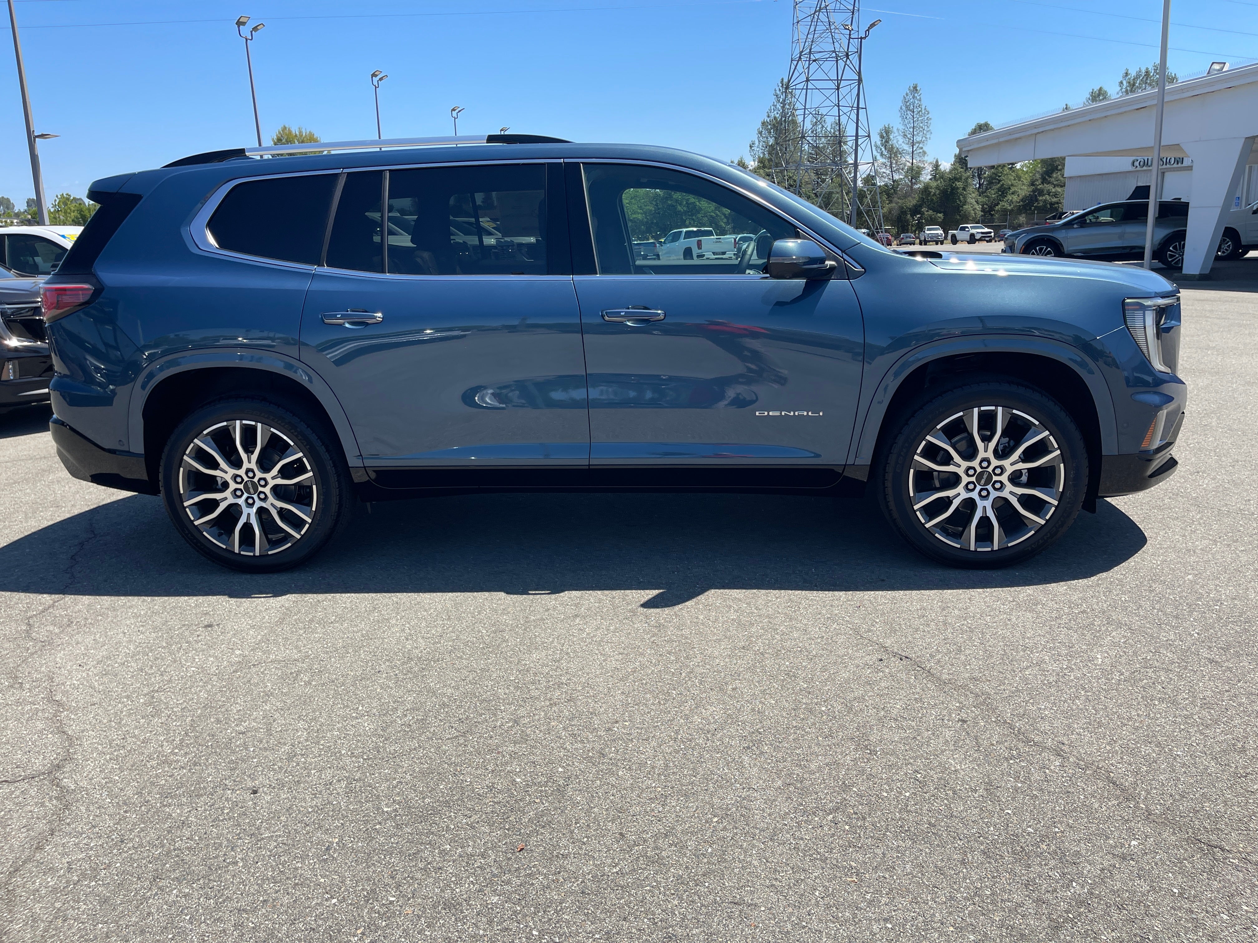 2026 GMC Acadia Denali Ultimate