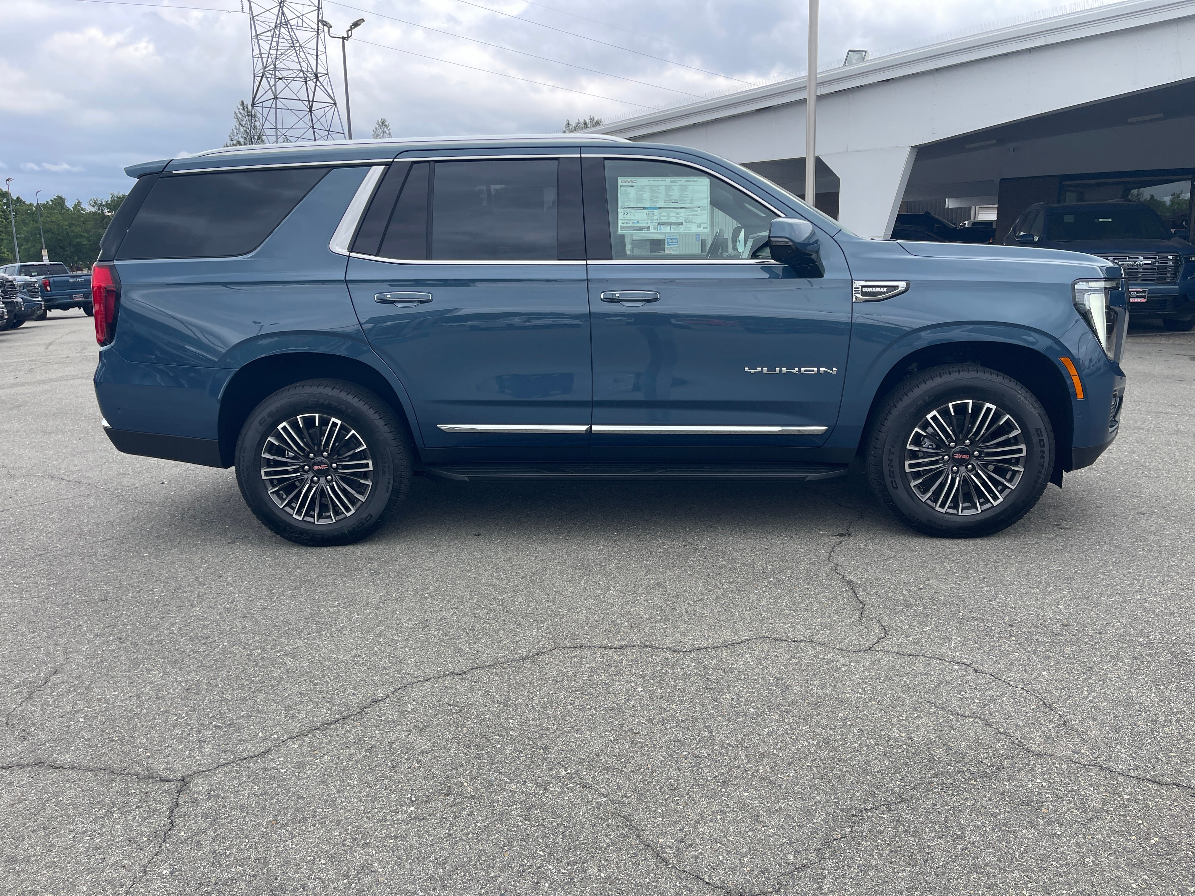 2026 GMC Yukon Elevation
