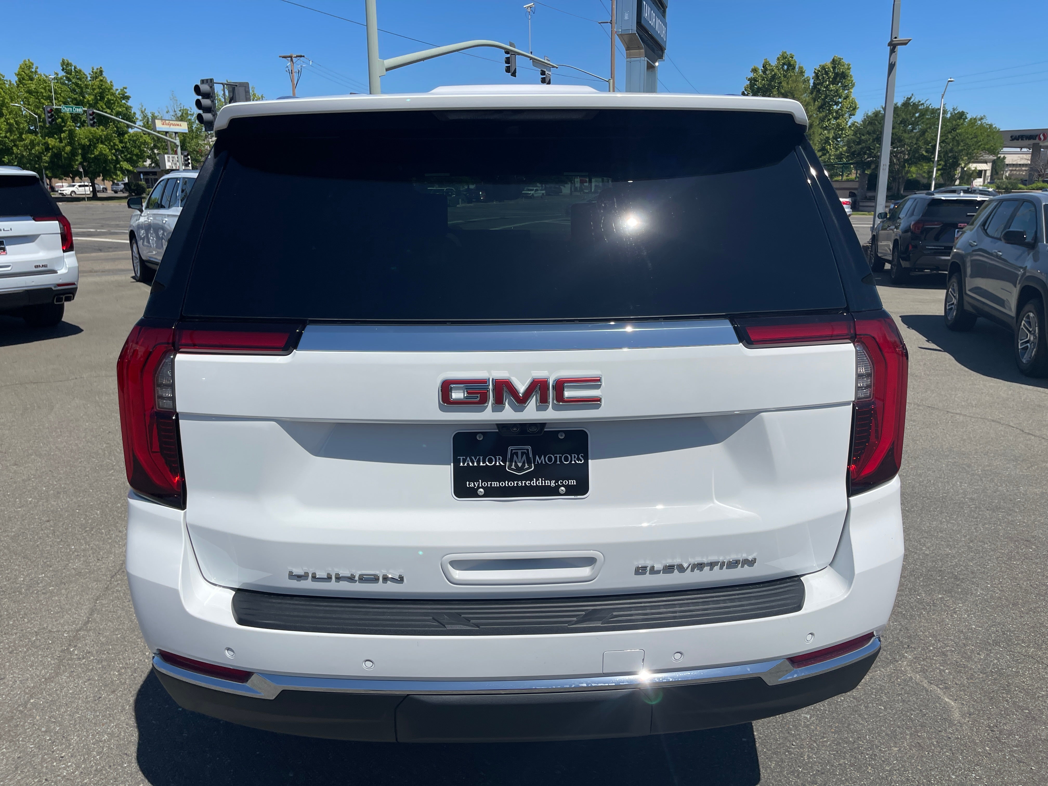 2026 GMC Yukon Elevation