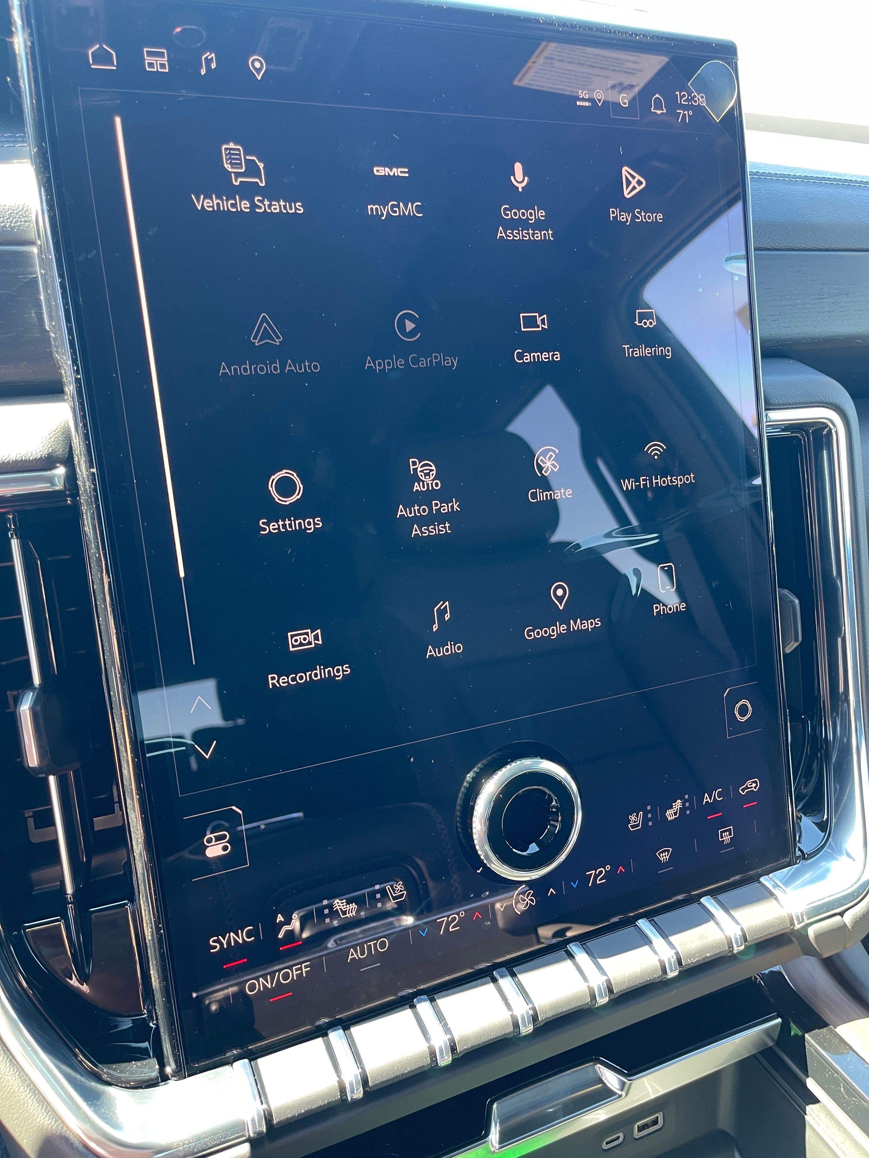 2027 GMC Yukon Denali
