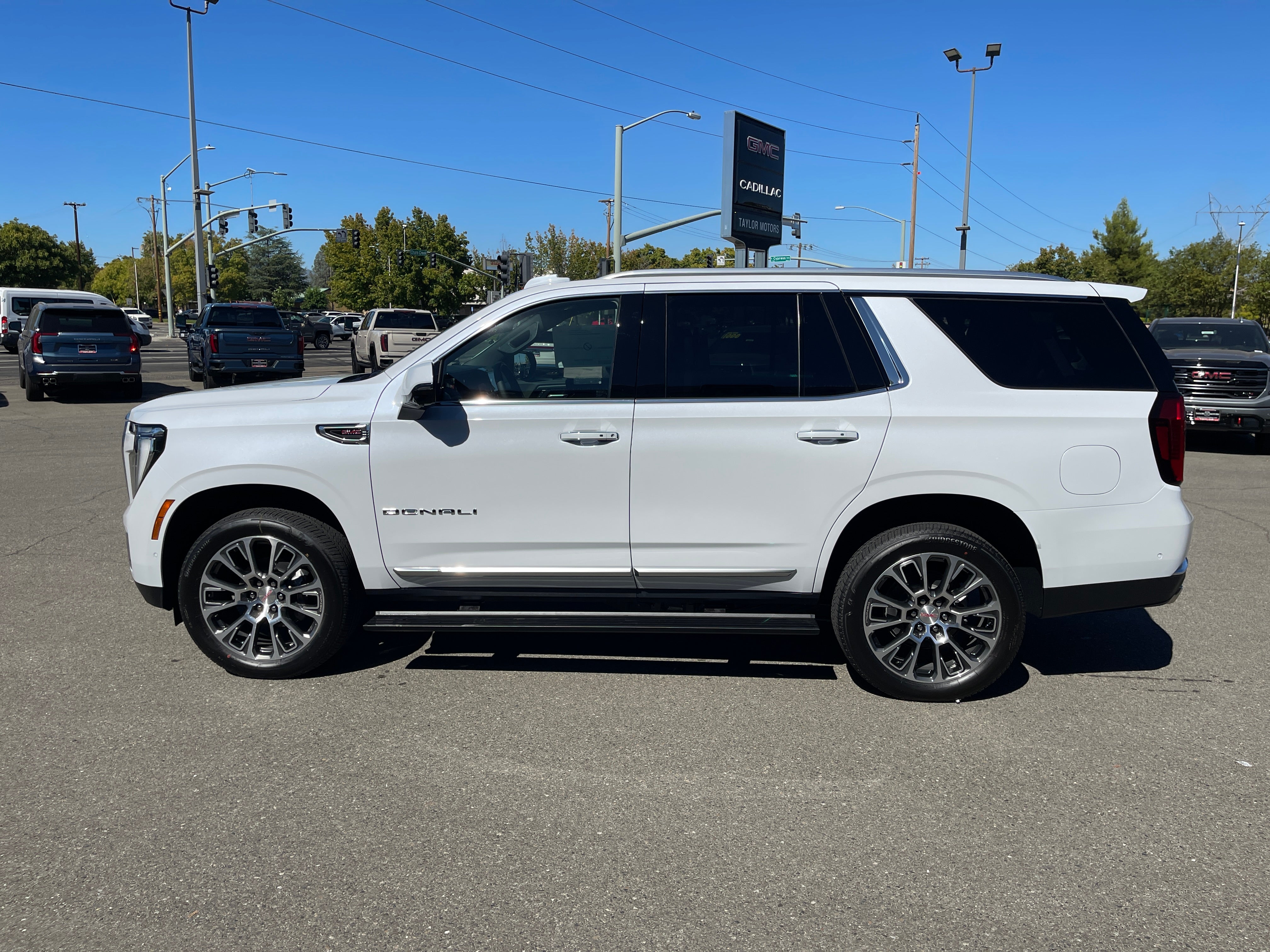 2027 GMC Yukon Denali