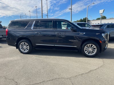 2023 GMC Yukon XL SLT
