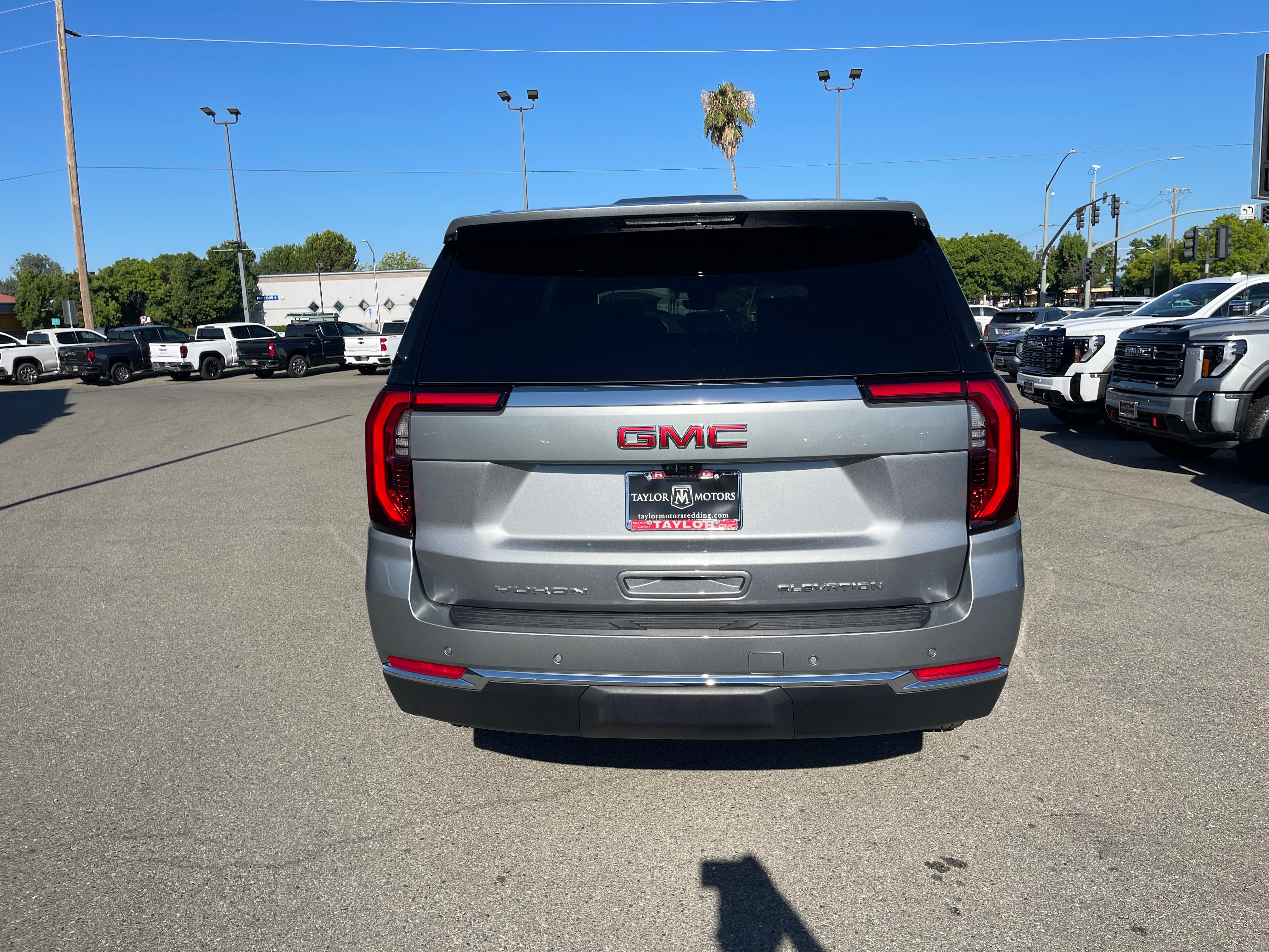 2026 GMC Yukon XL Elevation