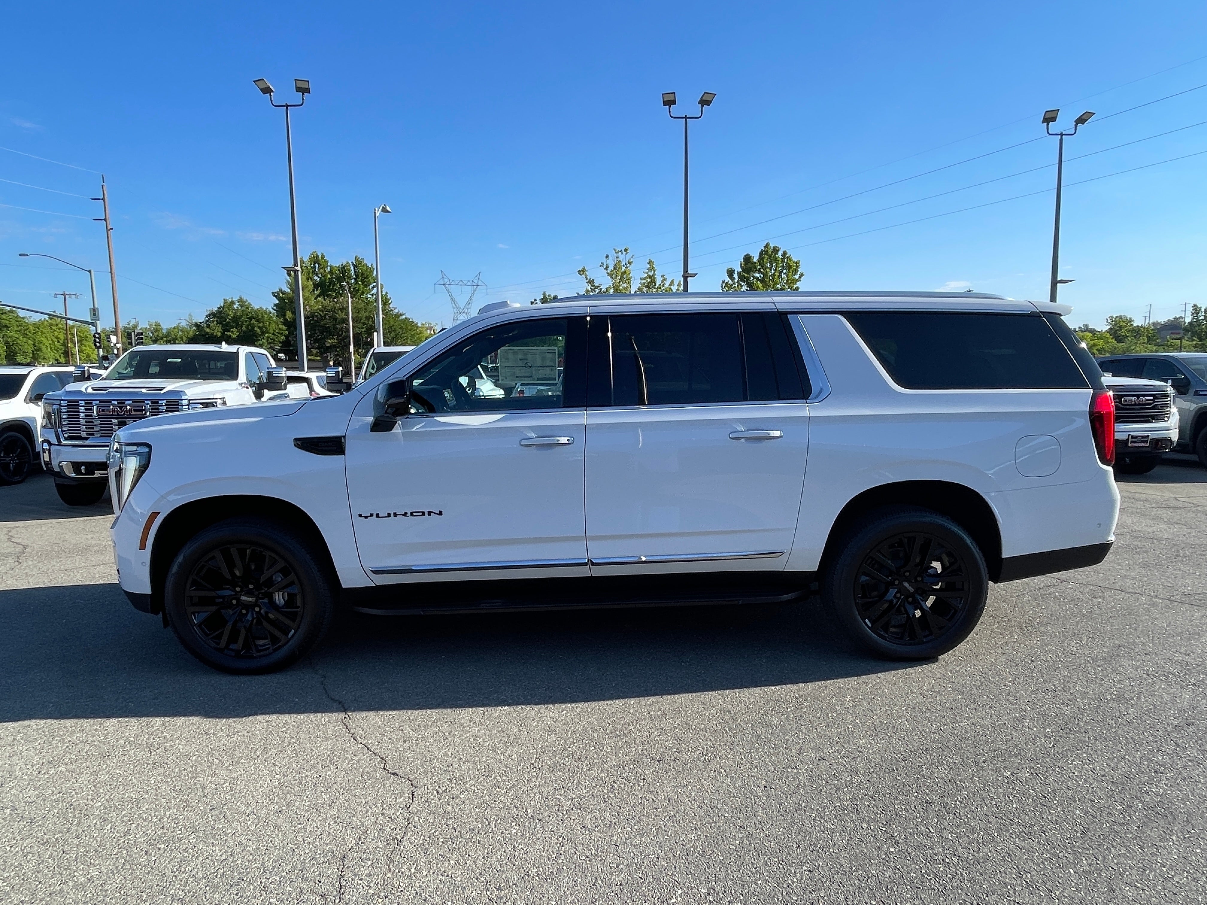 2026 GMC Yukon XL Elevation