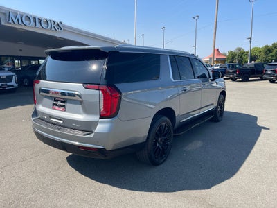 2023 GMC Yukon XL SLT
