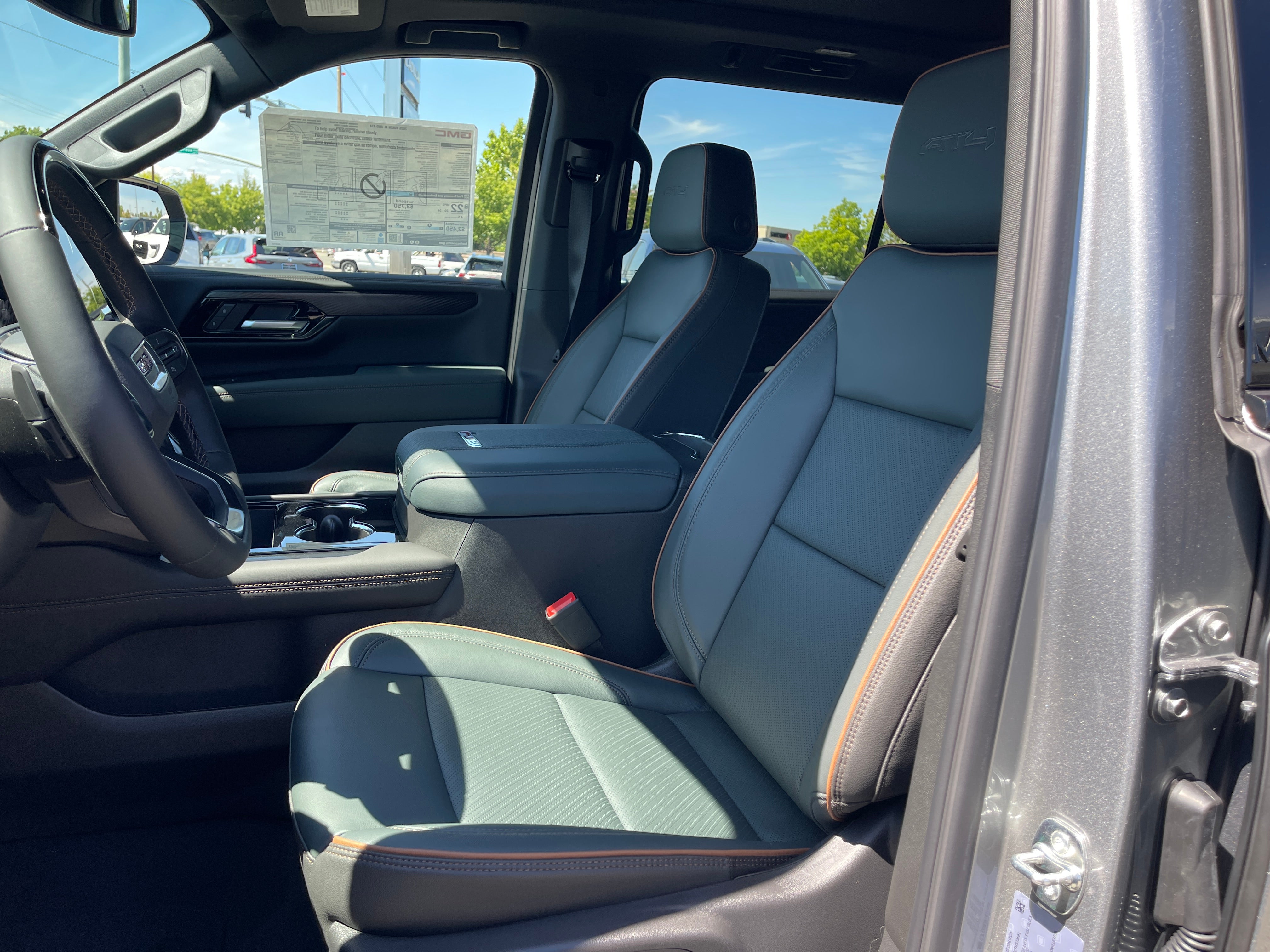 2026 GMC Yukon XL AT4