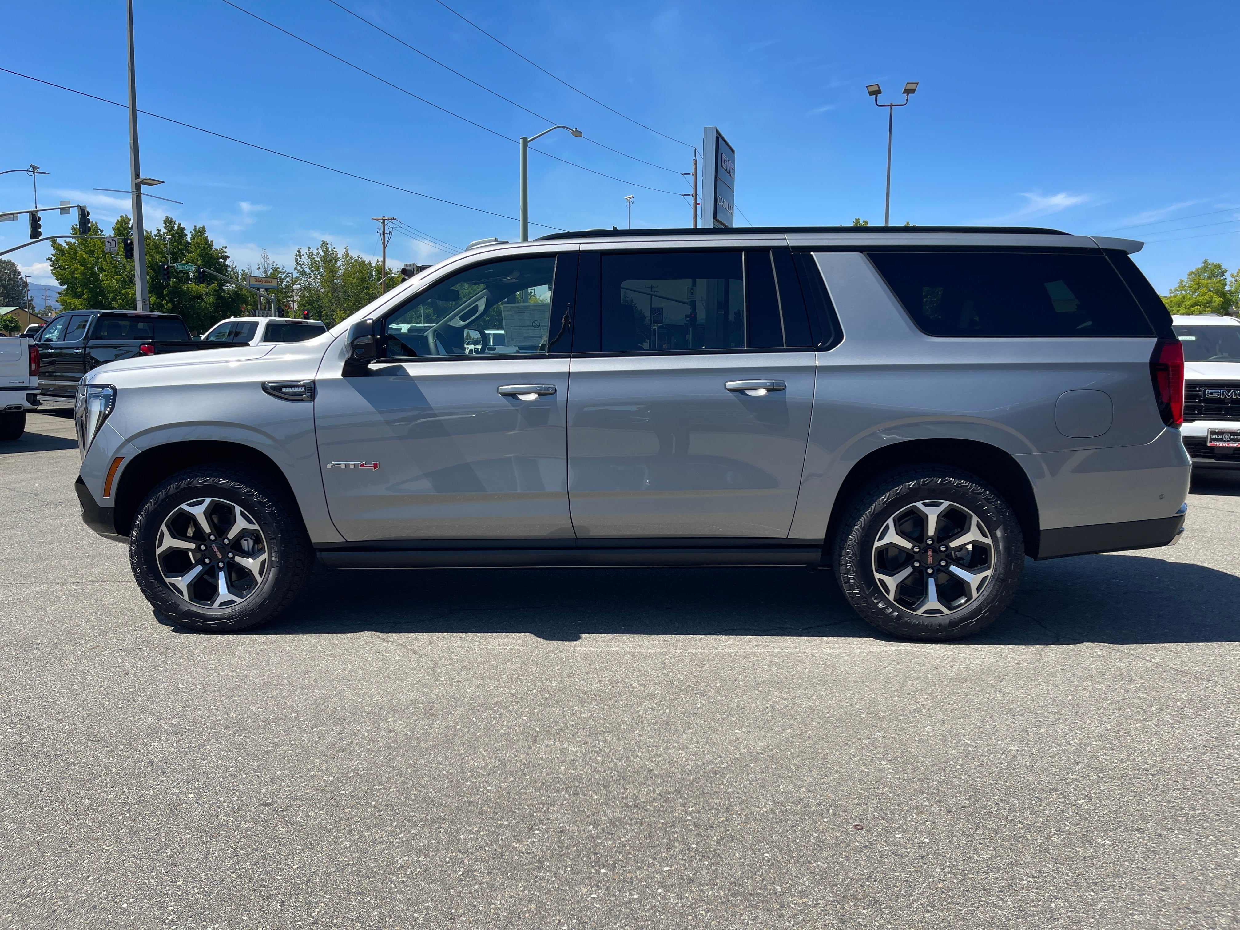 2026 GMC Yukon XL AT4