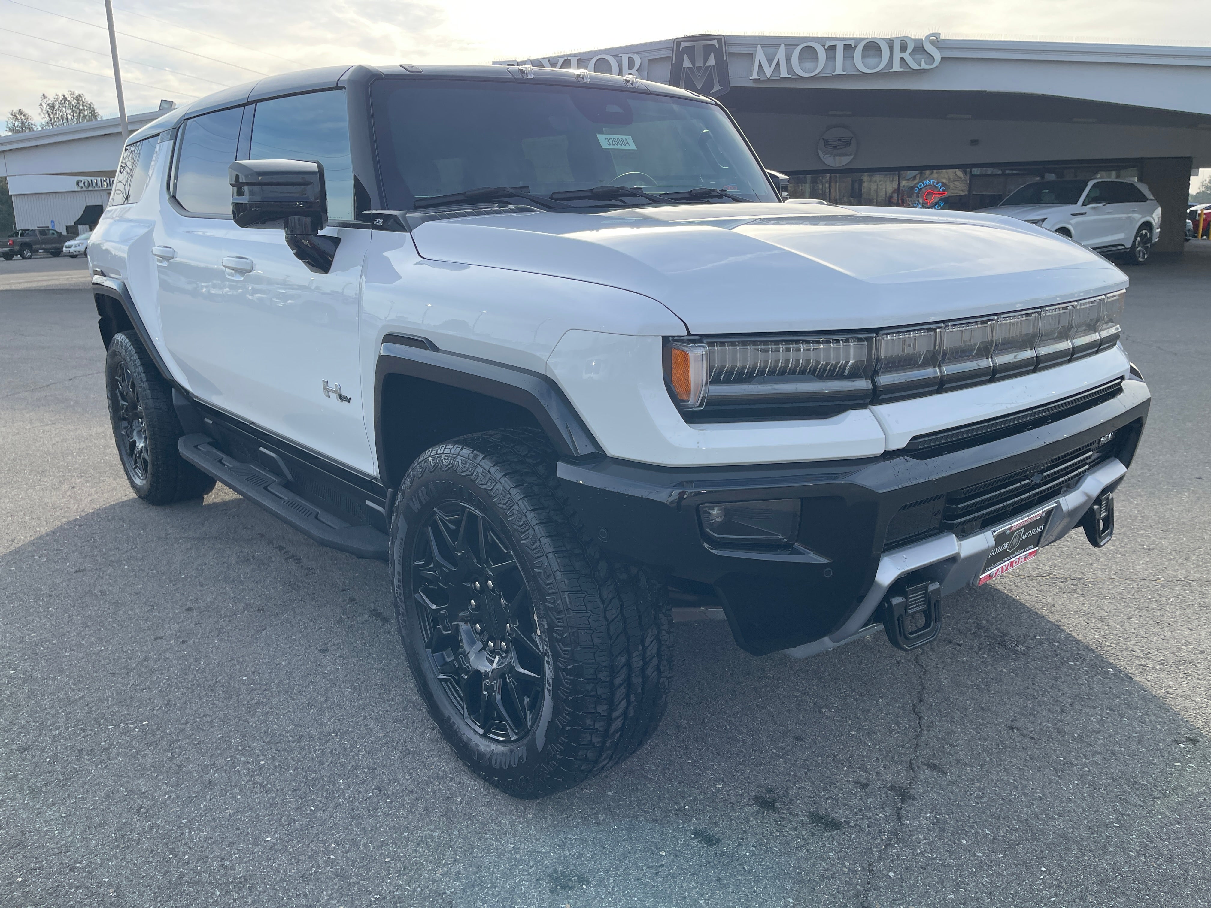 2026 GMC HUMMER EV SUV 2X