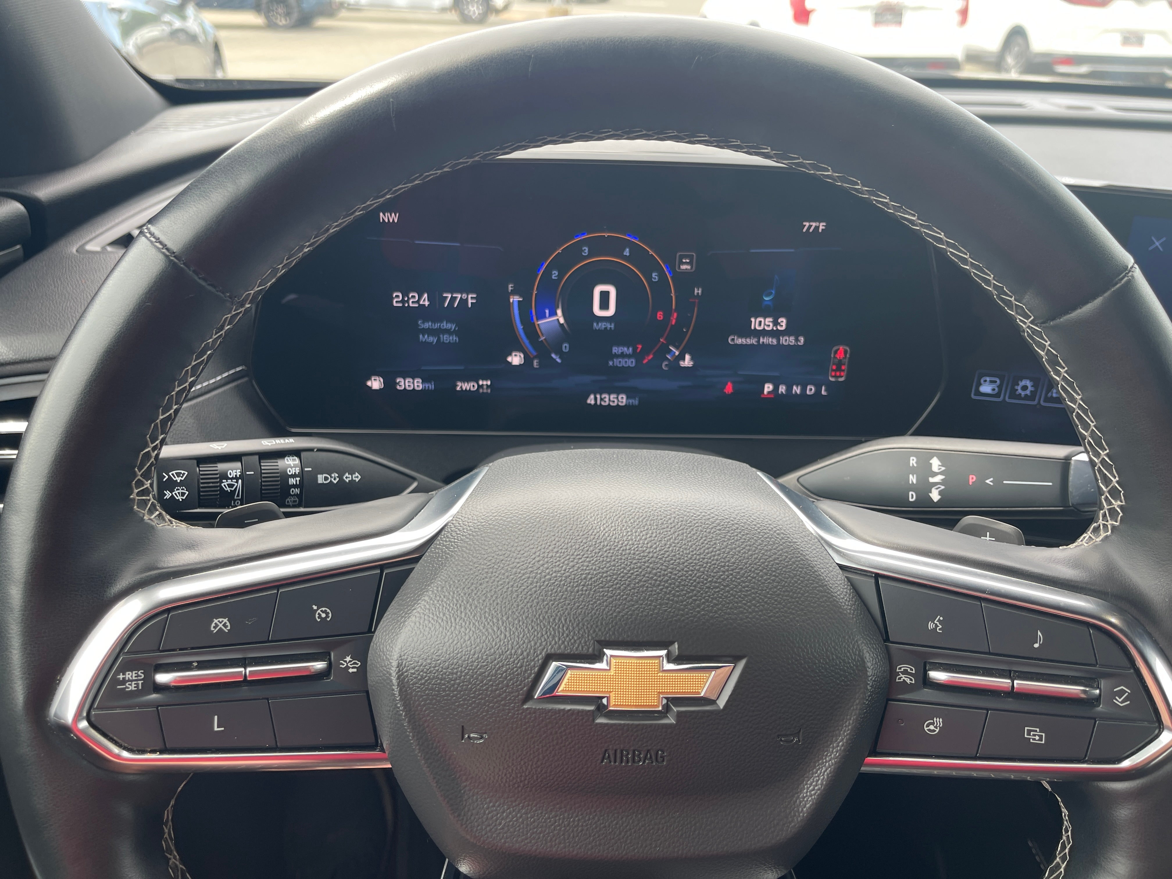 2024 Chevrolet Traverse LT