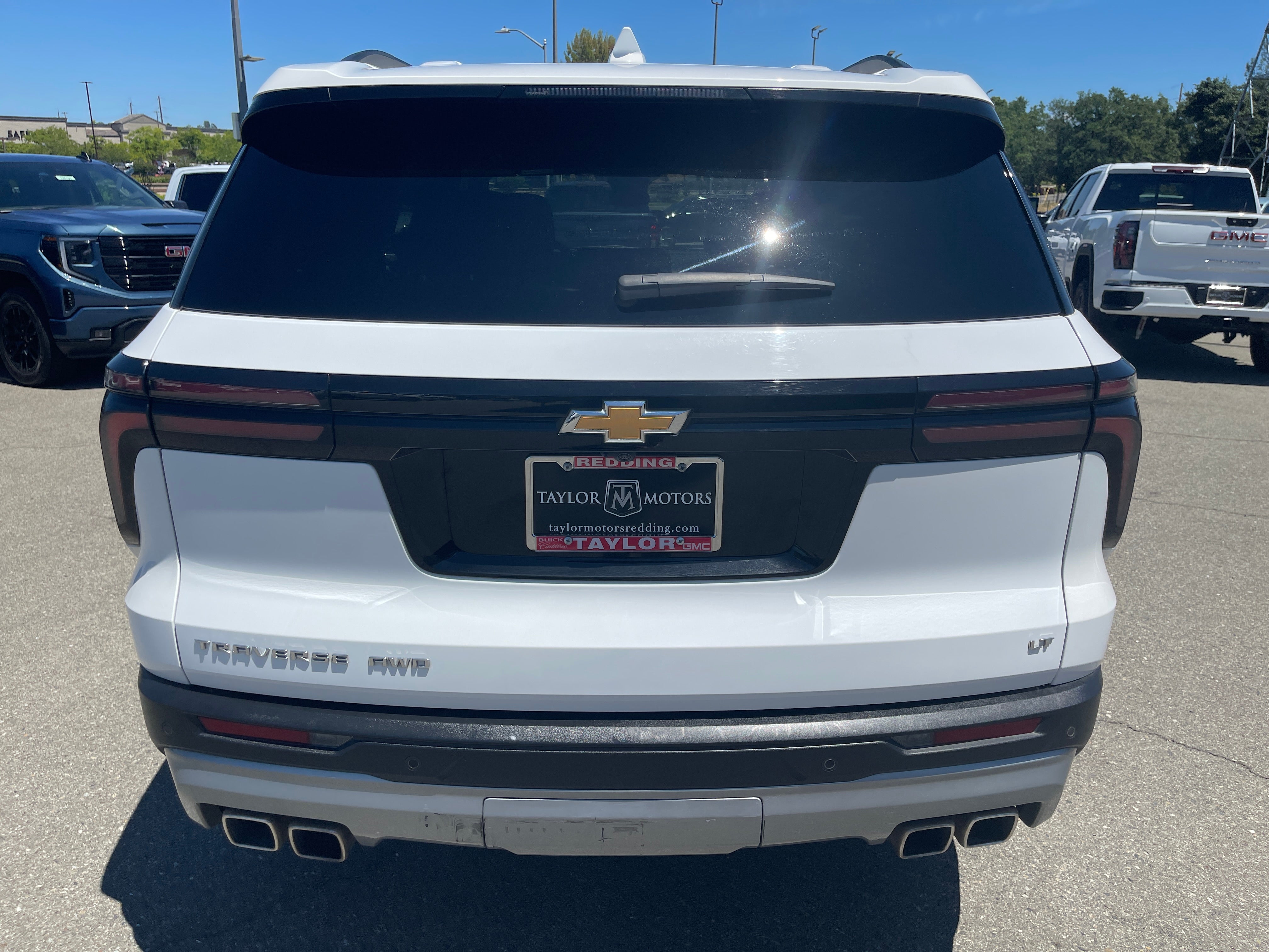 2024 Chevrolet Traverse LT