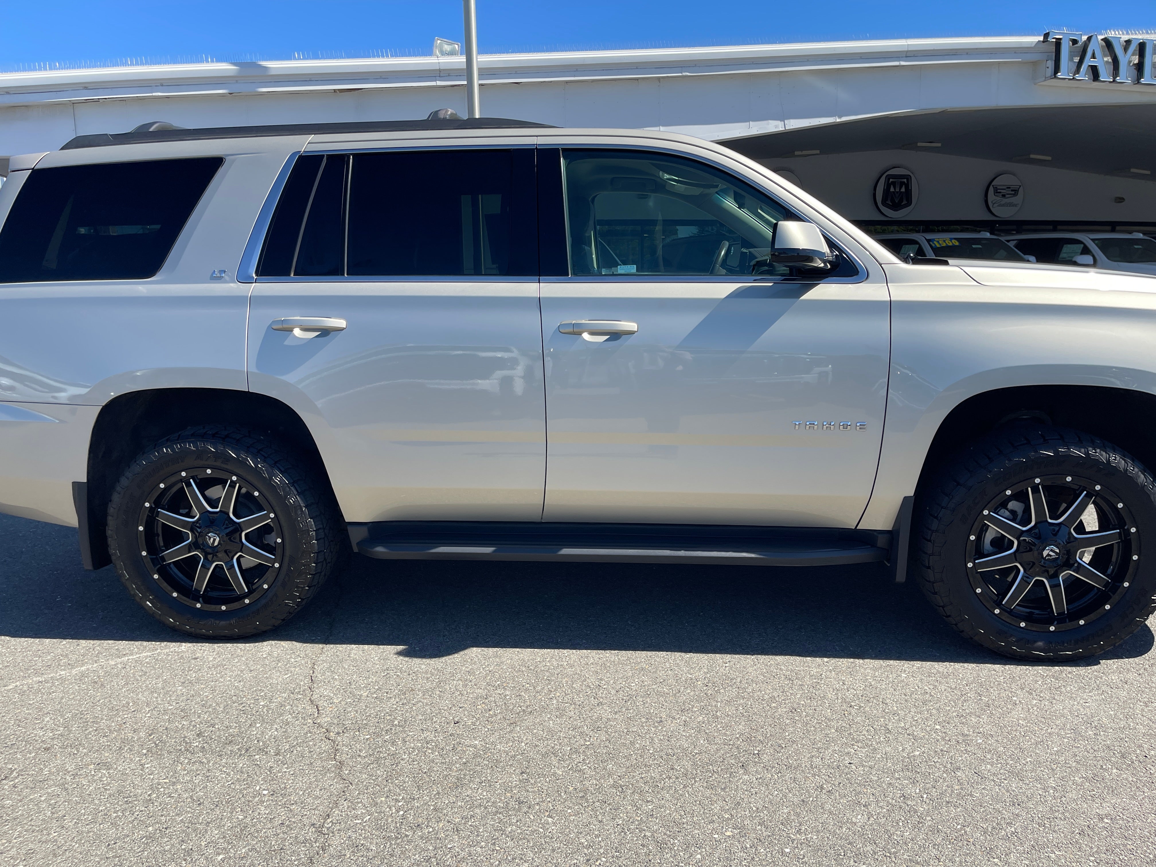 2017 Chevrolet Tahoe LT