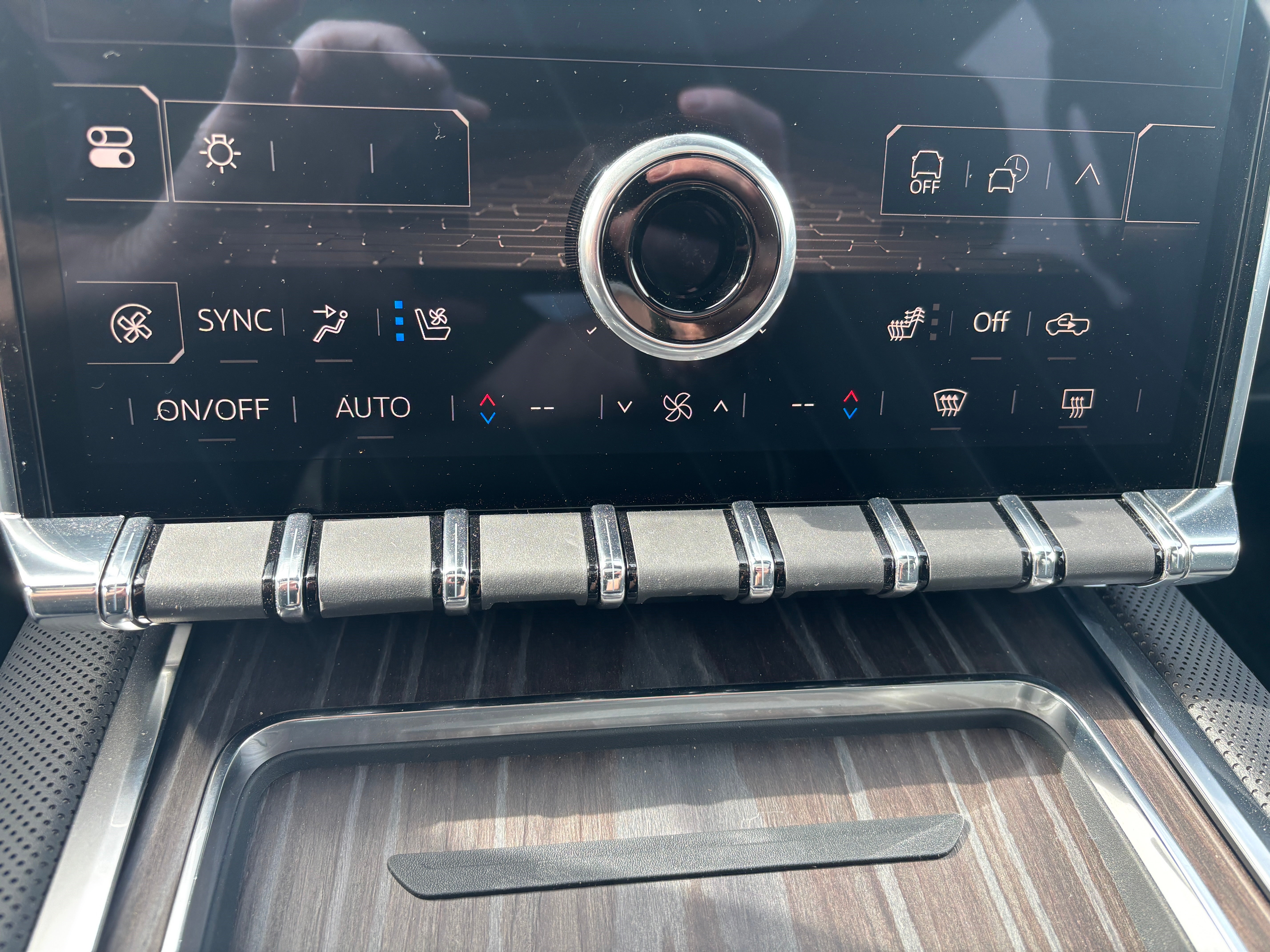 2024 GMC Sierra EV Denali Edition 1