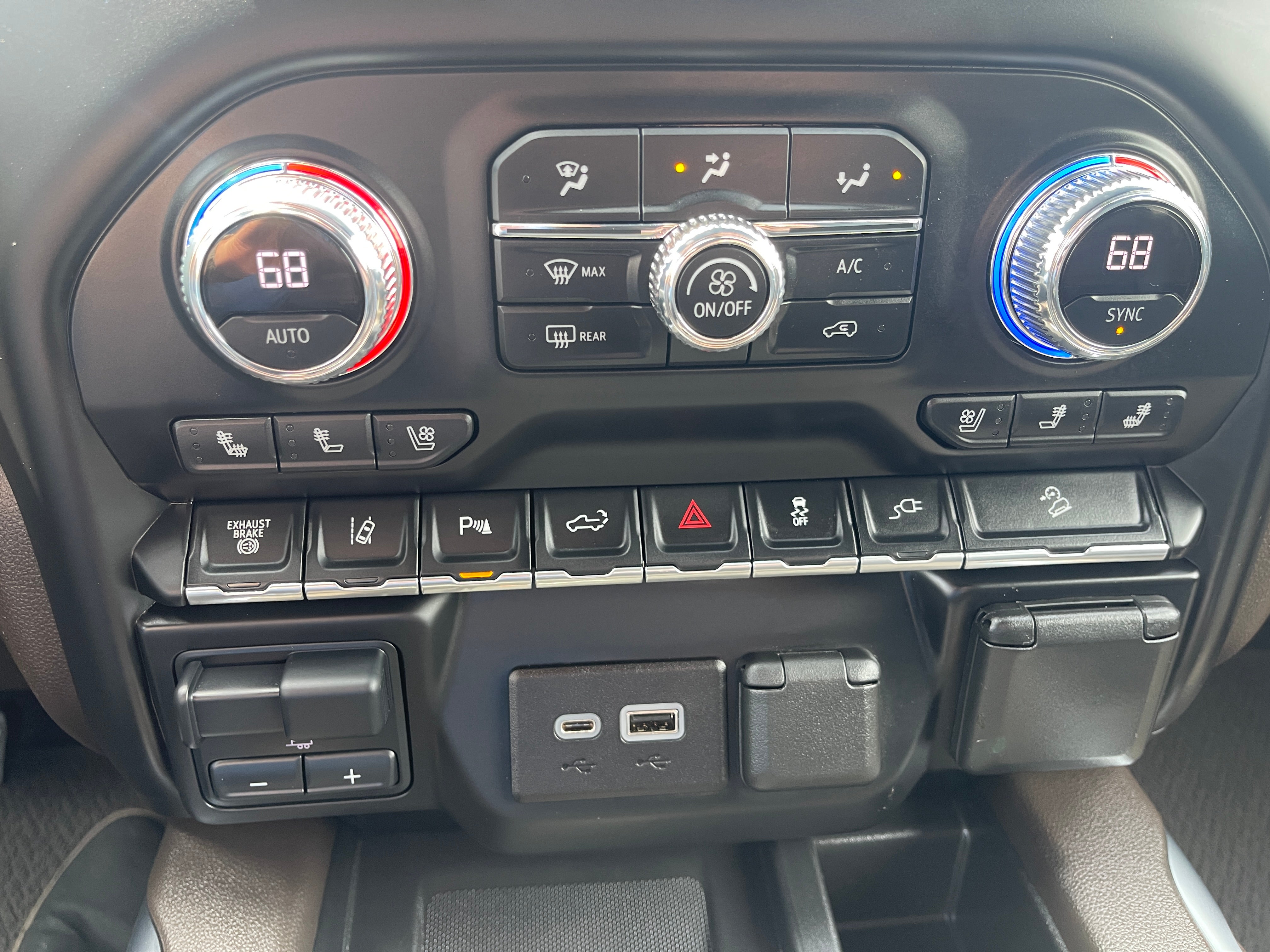 2022 GMC Sierra 3500 HD Denali