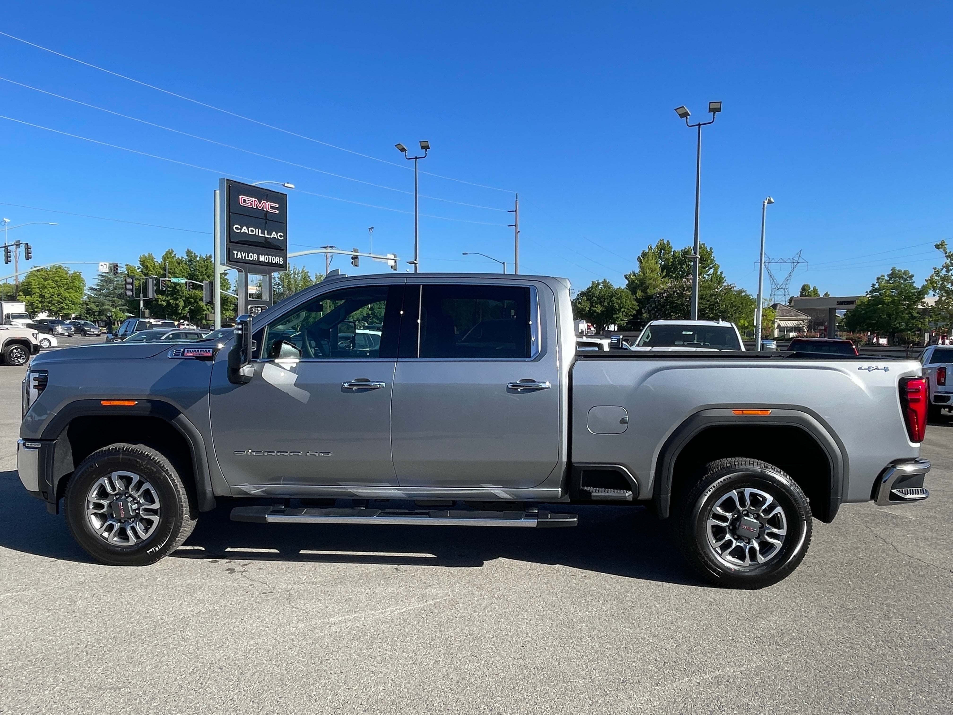 2026 GMC Sierra 2500 HD SLT