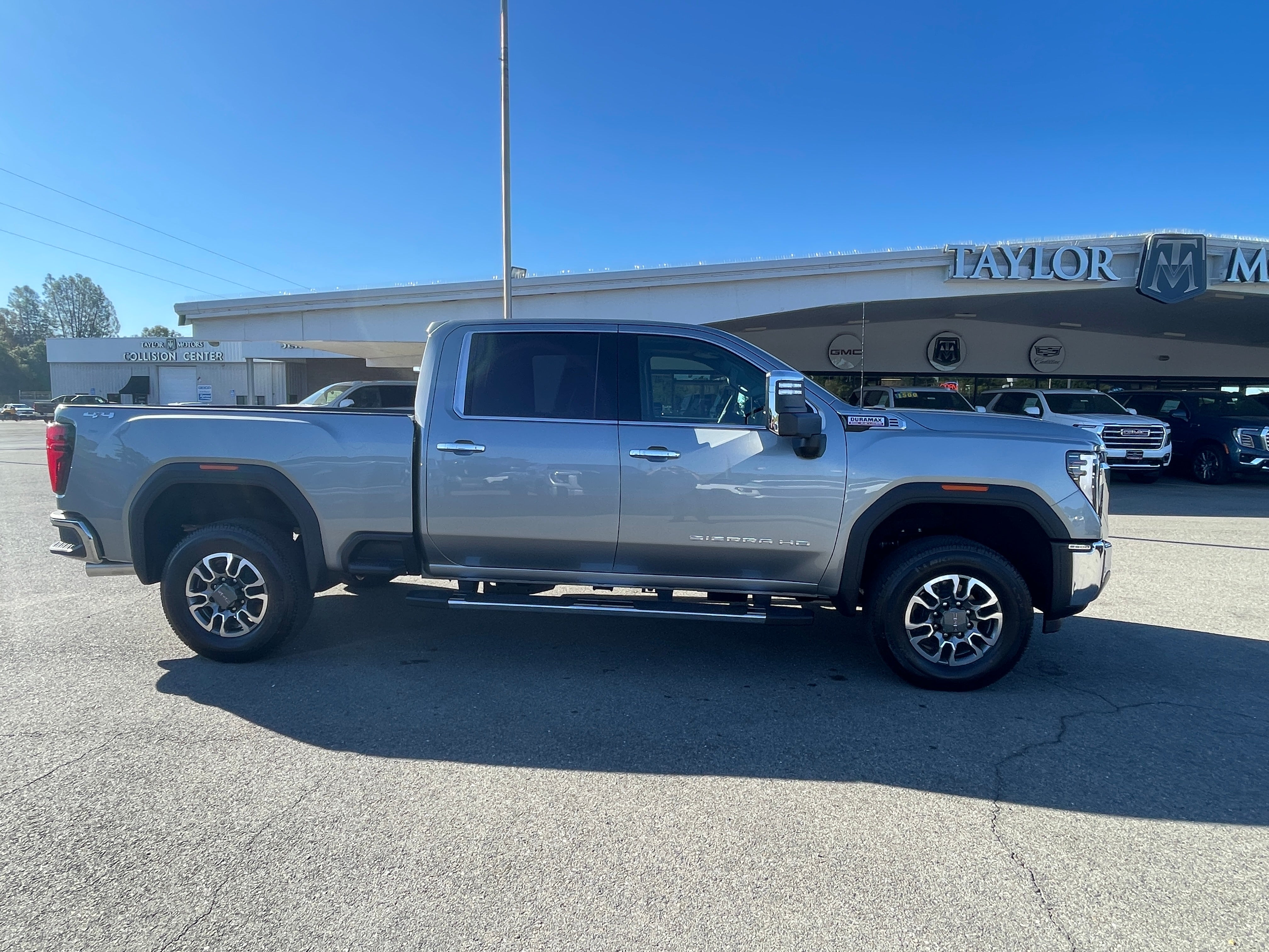 2026 GMC Sierra 2500 HD SLT