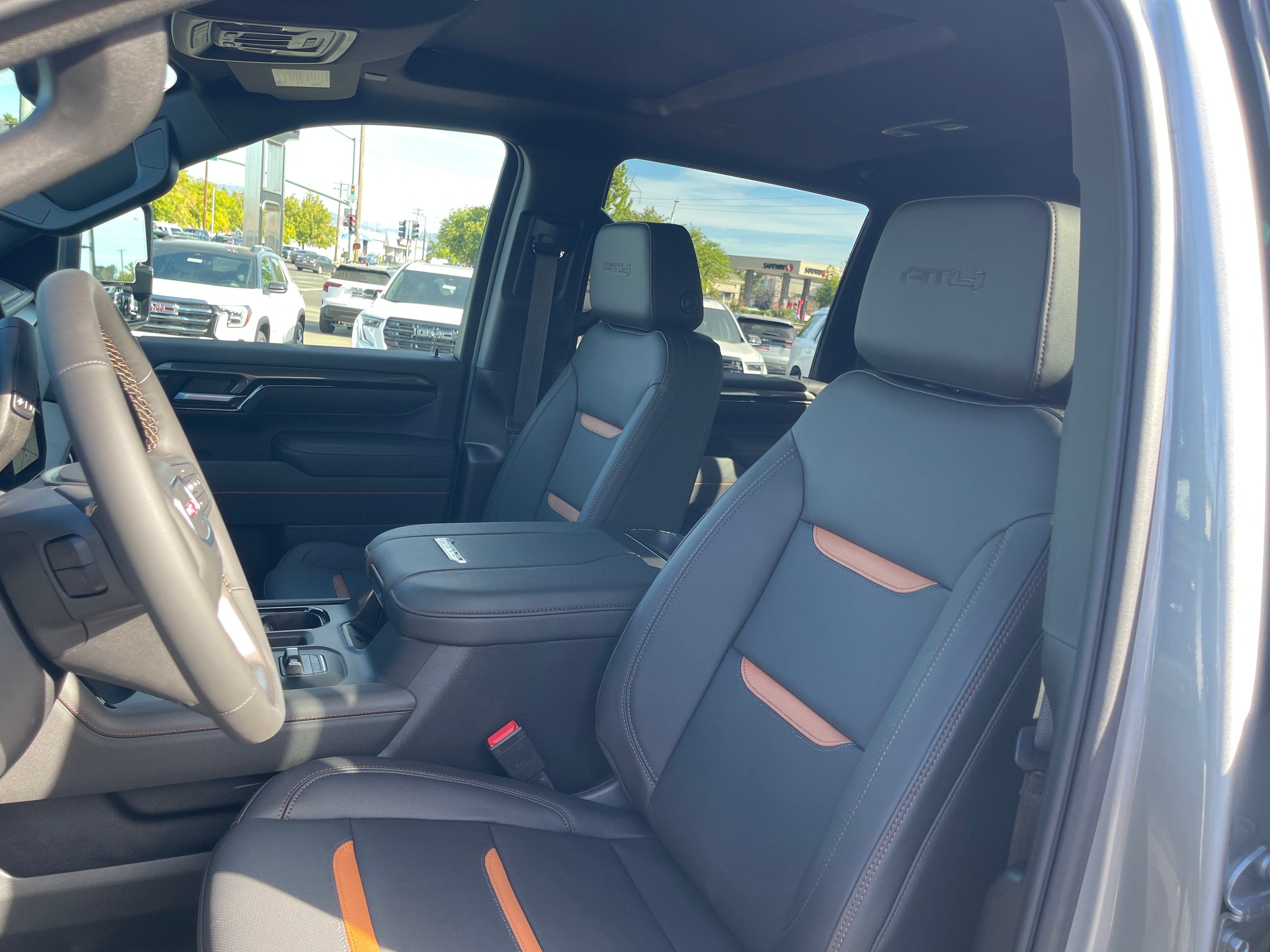 2026 GMC Sierra 2500HD AT4 - Photo 13