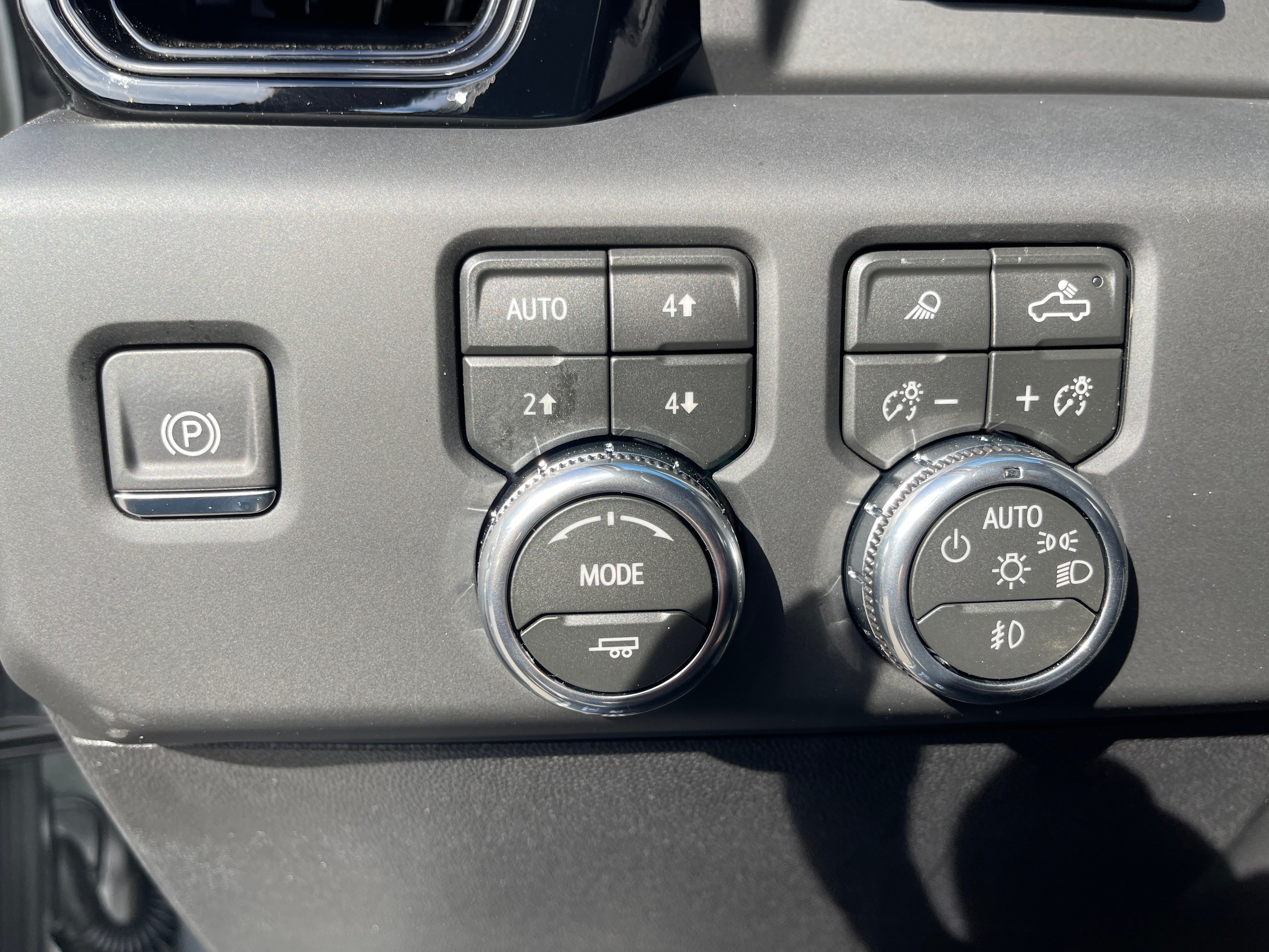 2026 GMC Sierra 2500HD AT4 - Photo 17