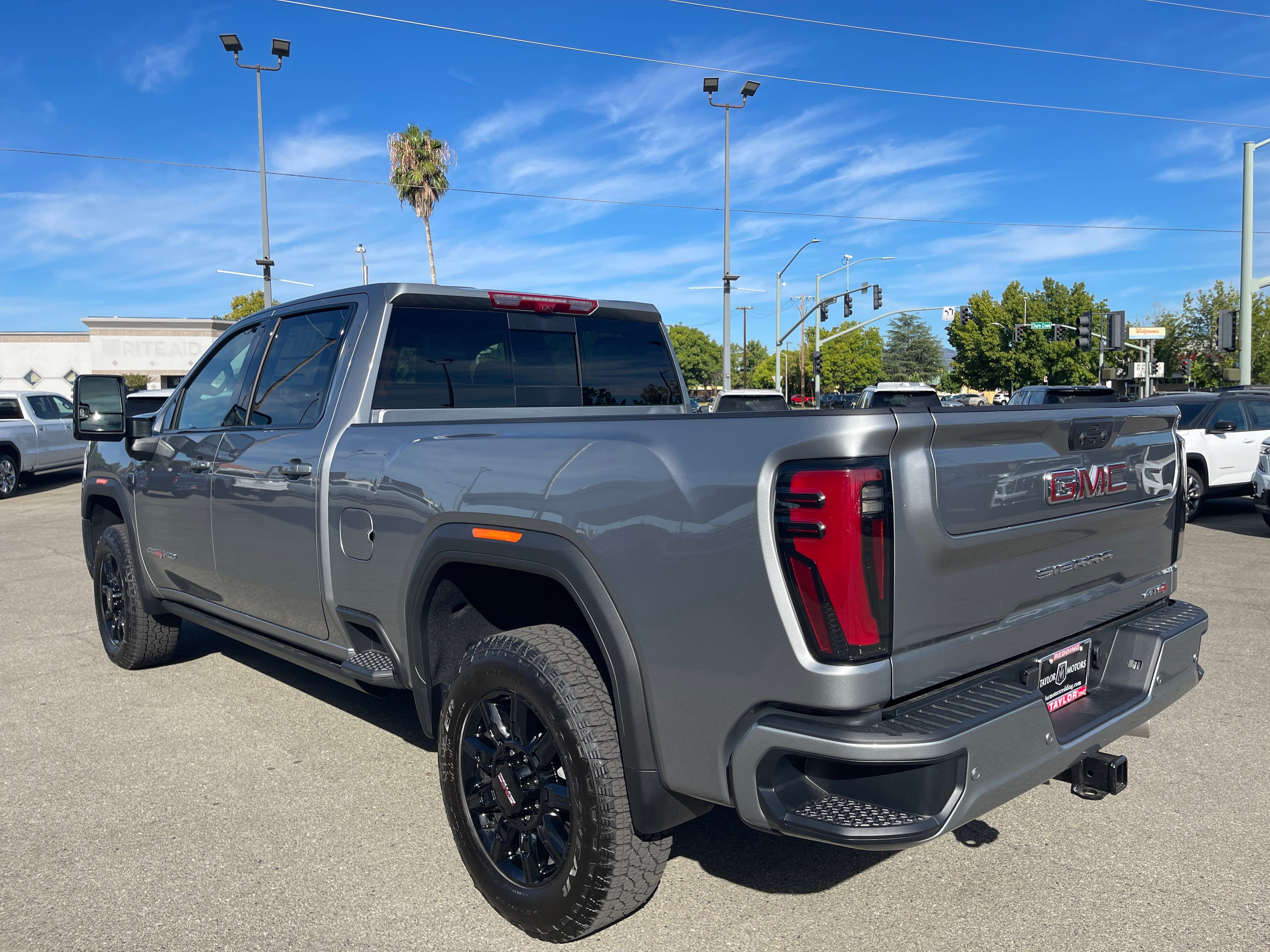 2026 GMC Sierra 2500HD AT4 - Photo 9