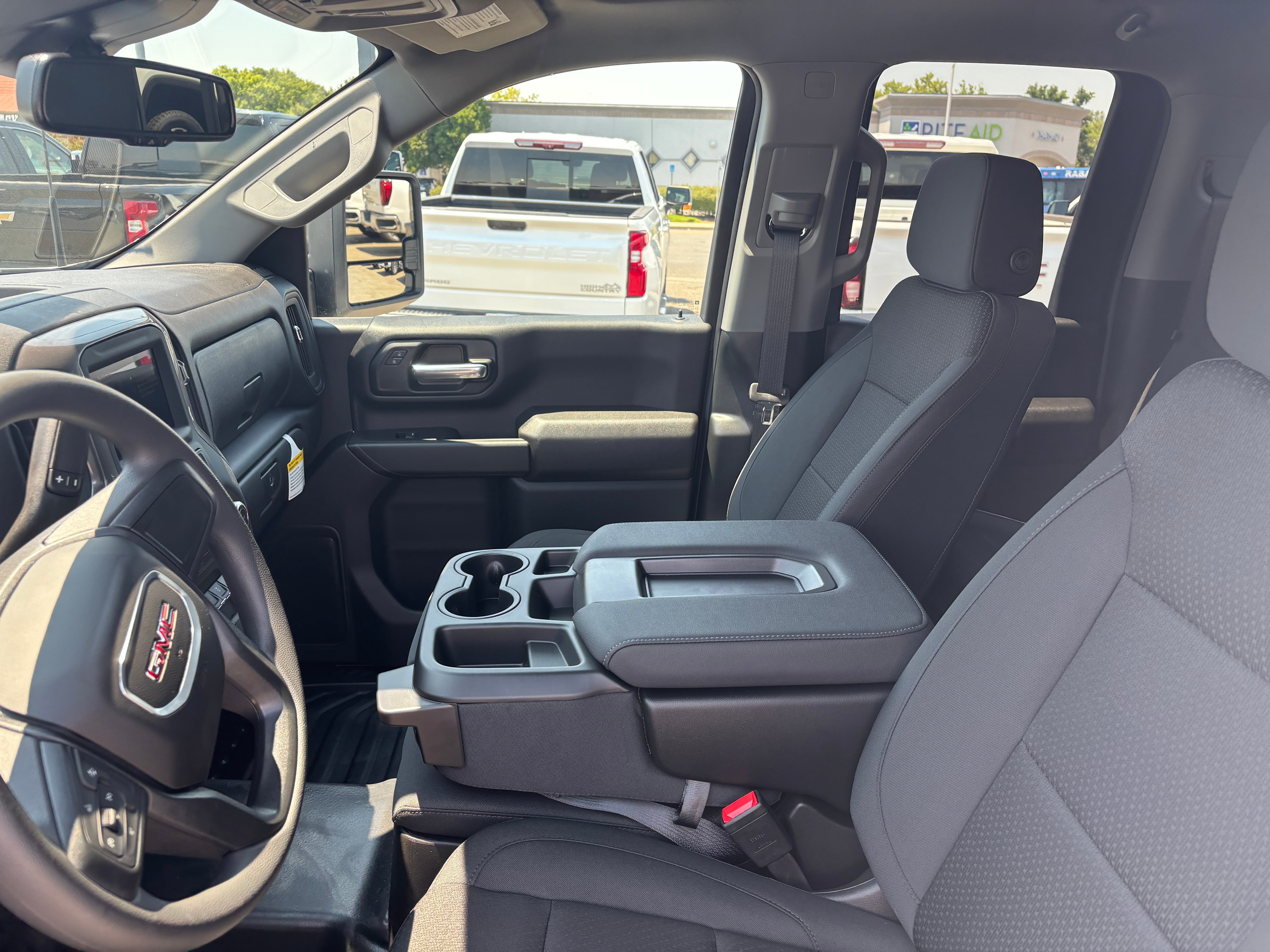 2025 GMC Sierra 3500 HD Pro