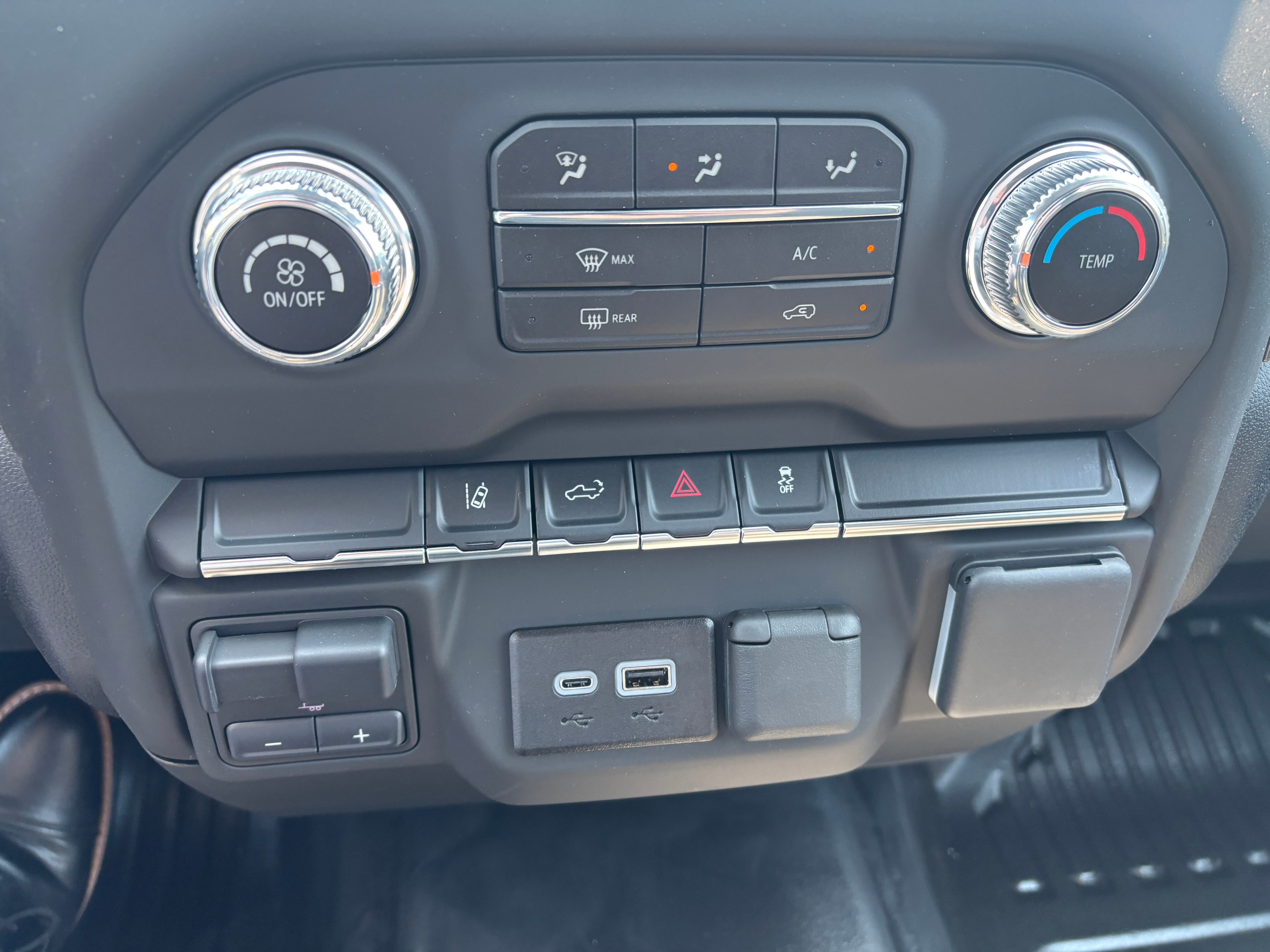 2025 GMC Sierra 3500 HD Pro