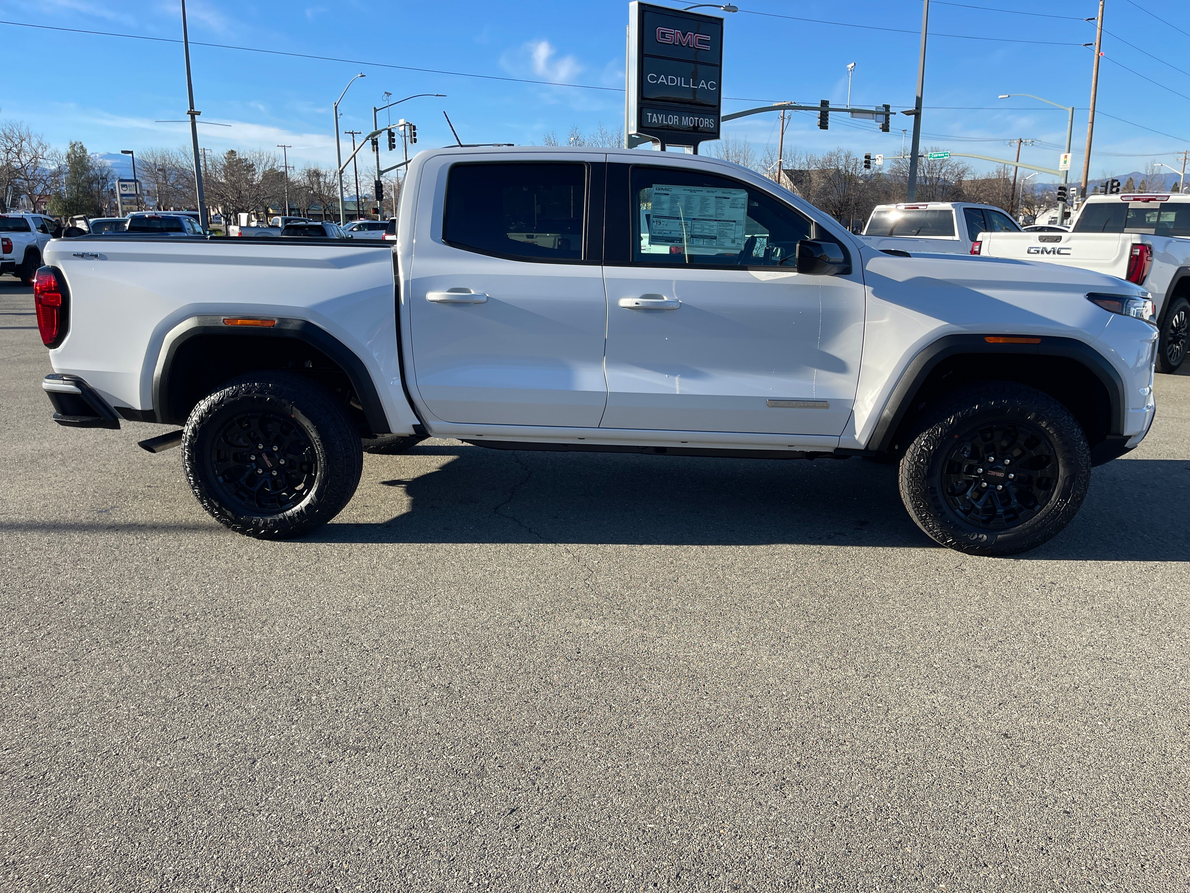 2026 GMC Canyon Elevation