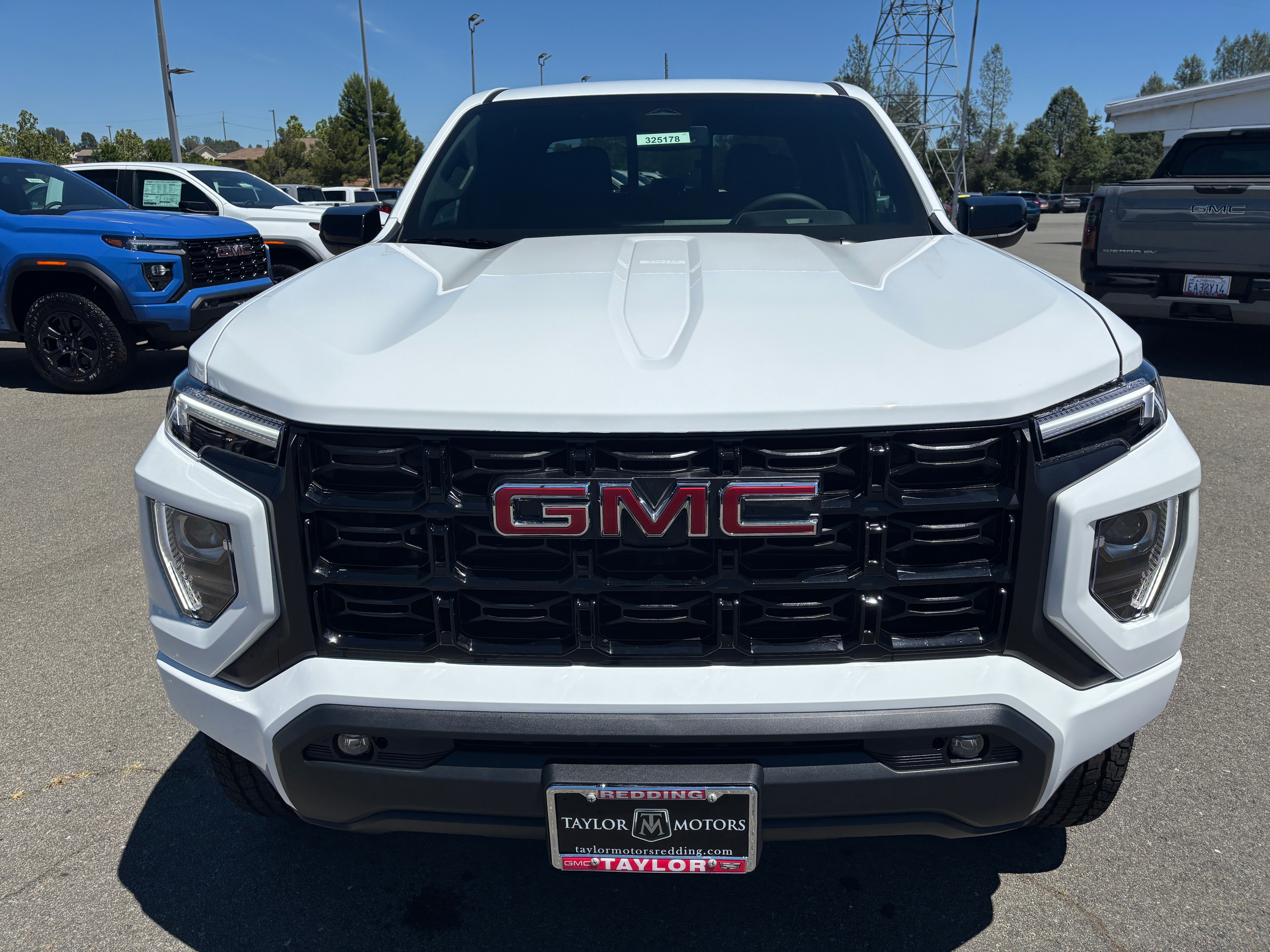 2025 GMC Canyon Elevation