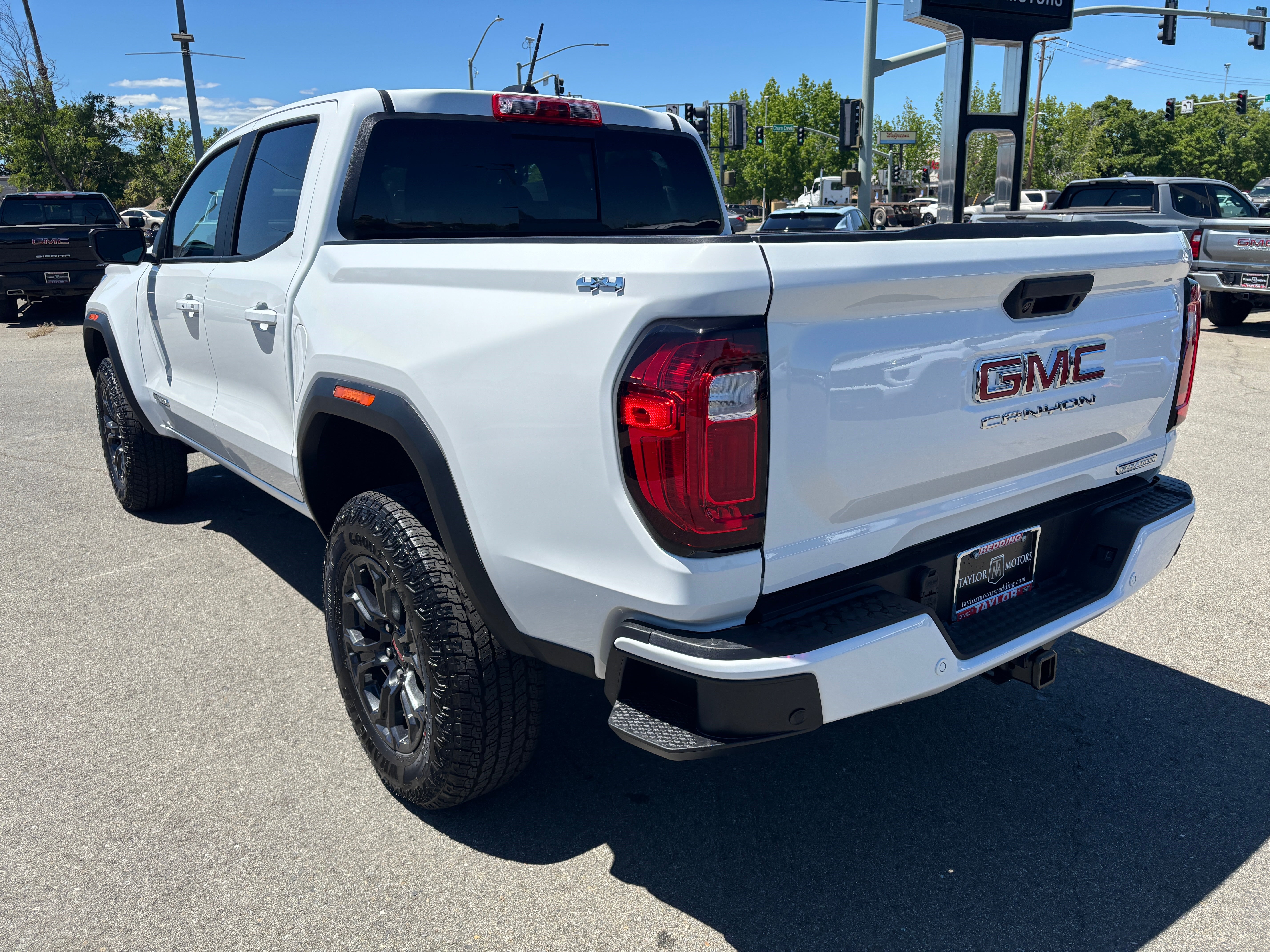 2025 GMC Canyon Elevation