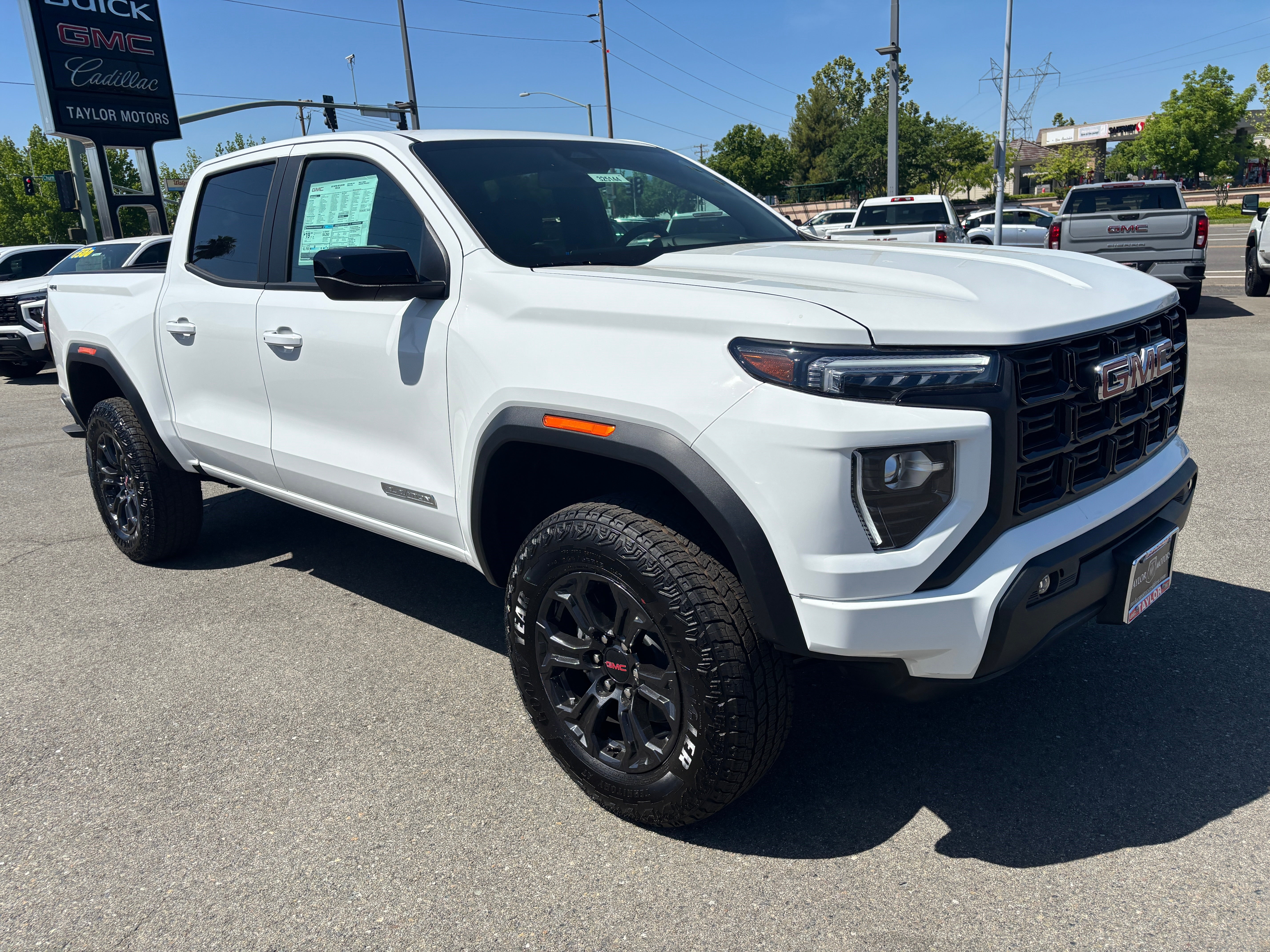 2025 GMC Canyon Elevation