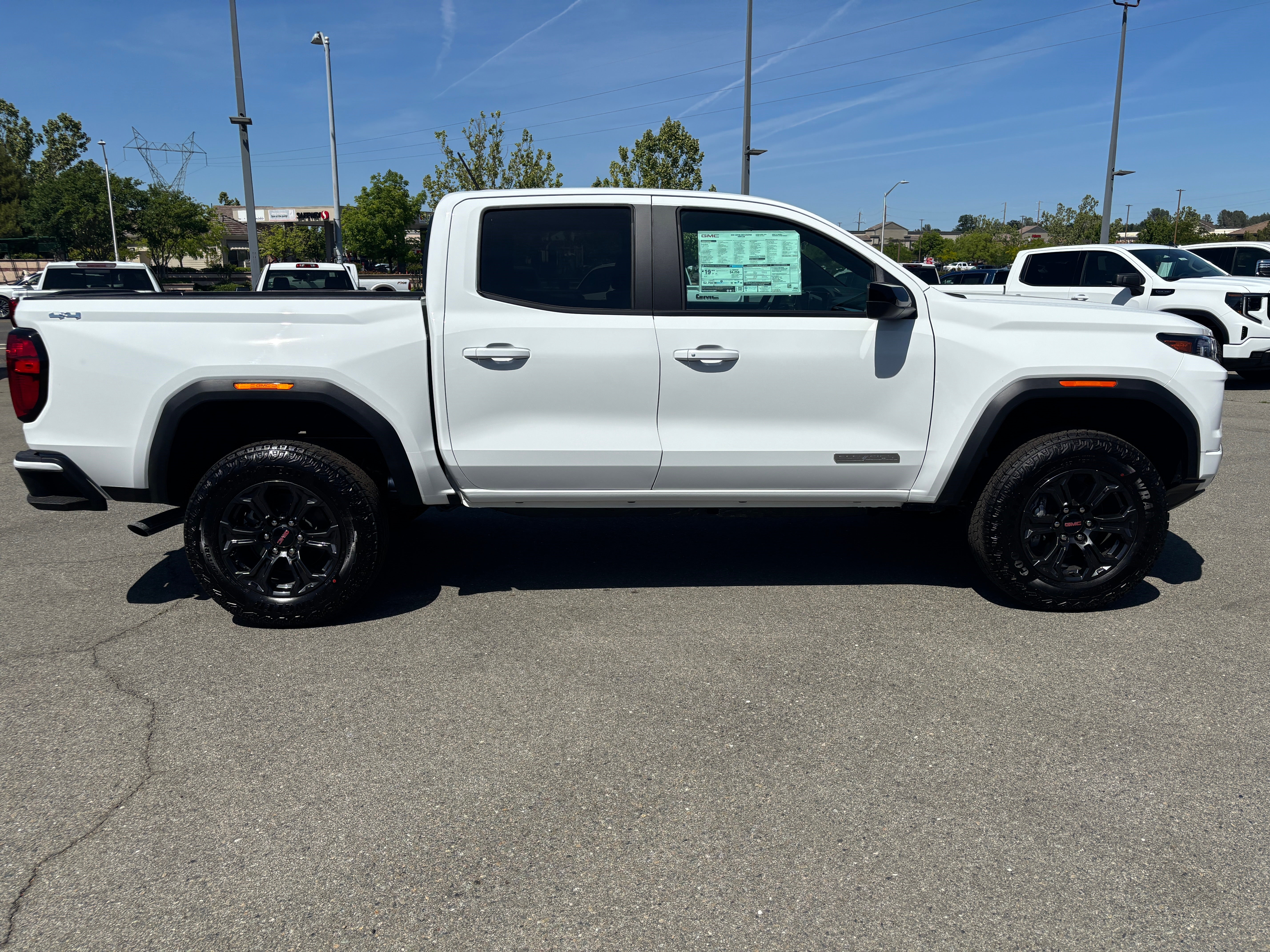 2025 GMC Canyon Elevation