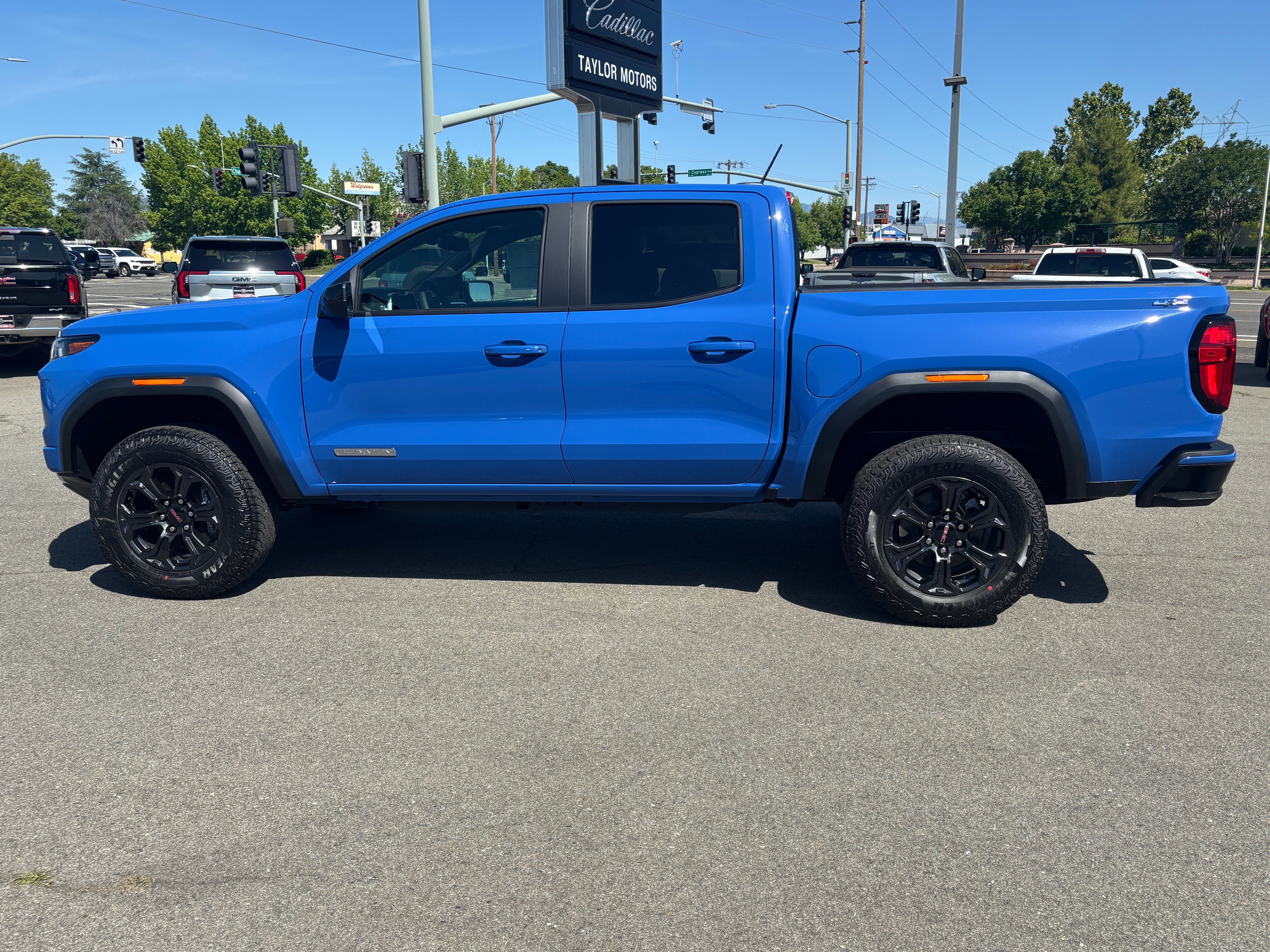 2025 GMC Canyon Elevation