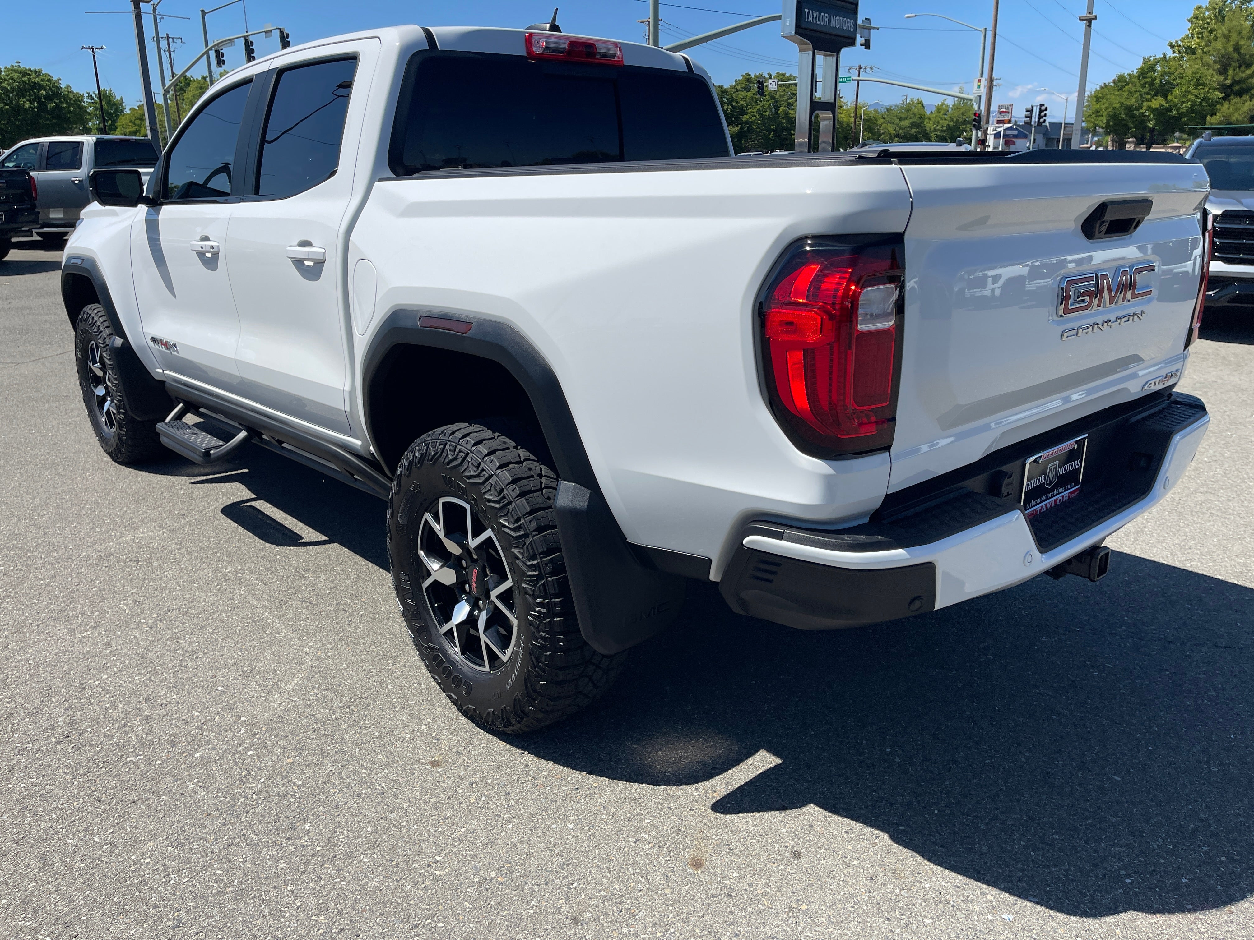 2024 GMC Canyon AT4X