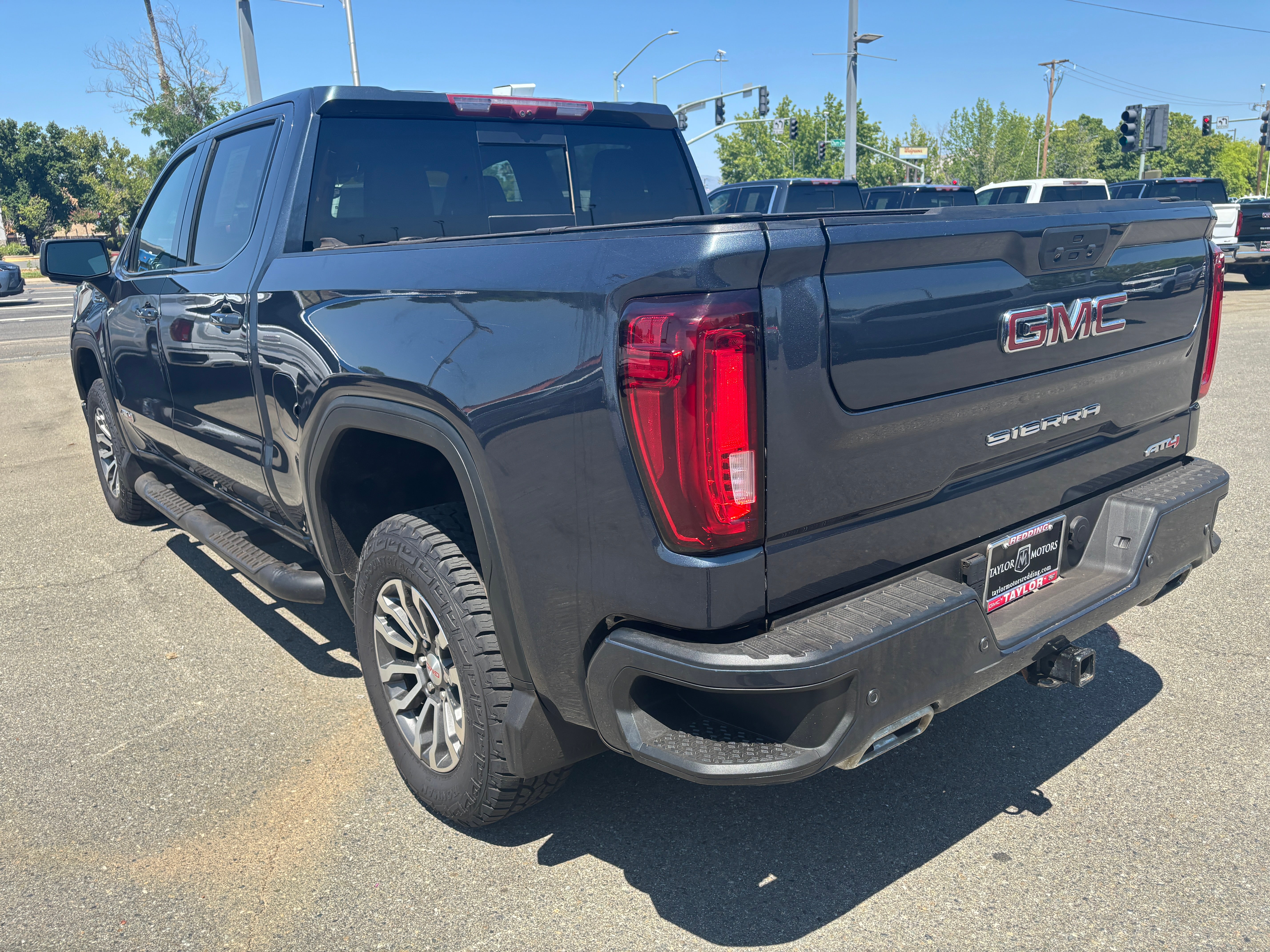 2021 GMC Sierra 1500 AT4