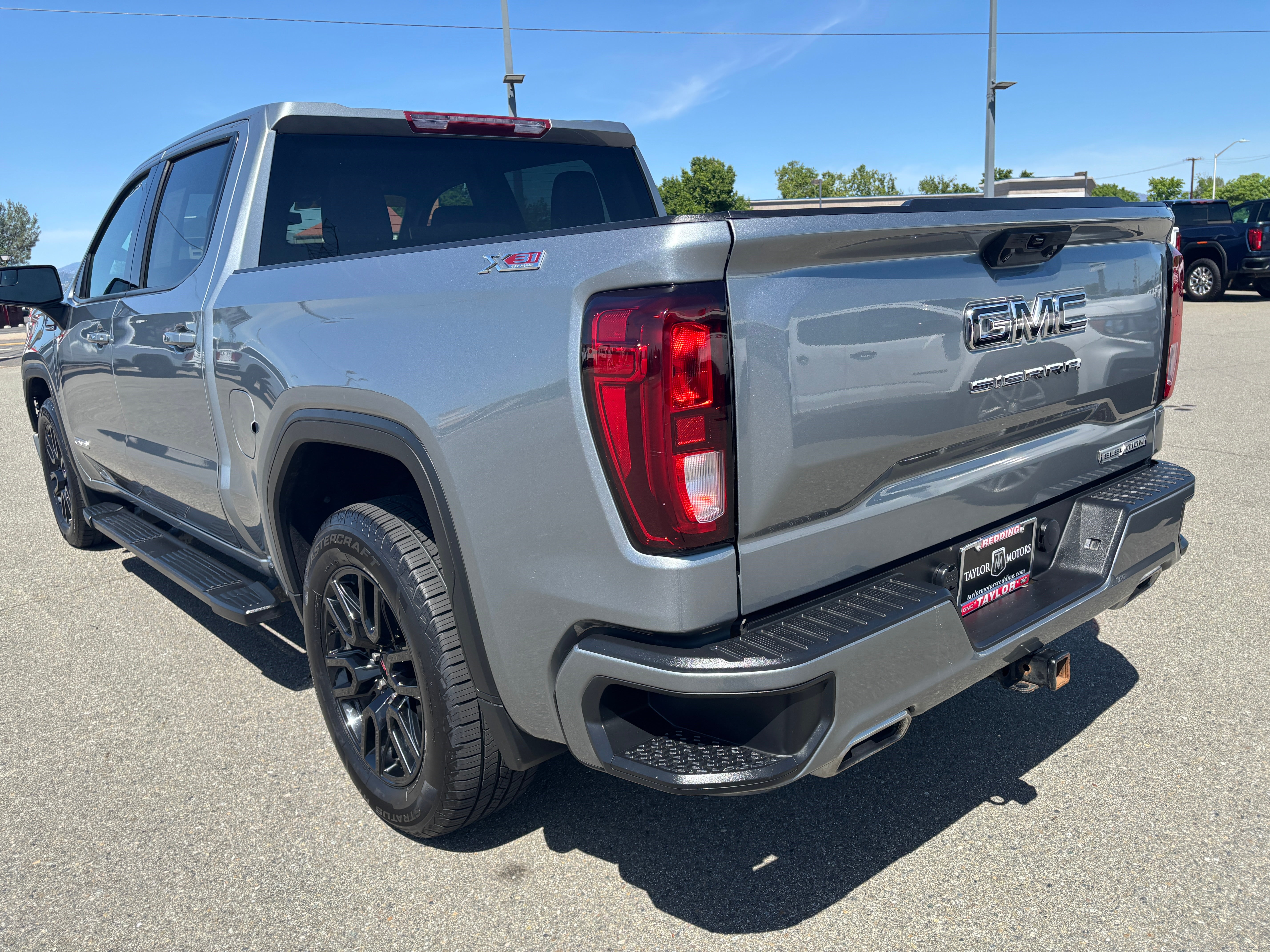 2023 GMC Sierra 1500 Elevation