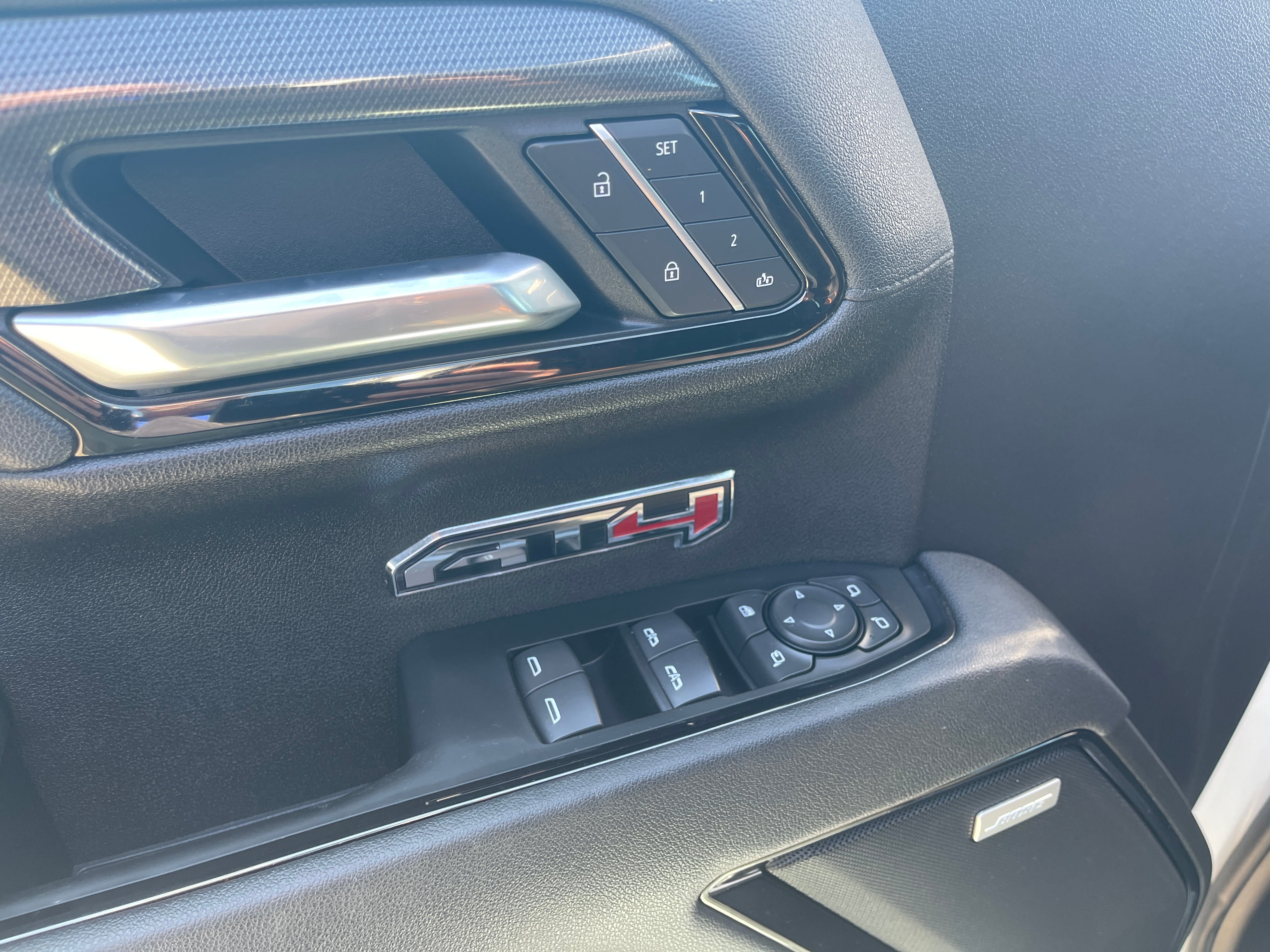 2025 GMC Sierra 1500 AT4