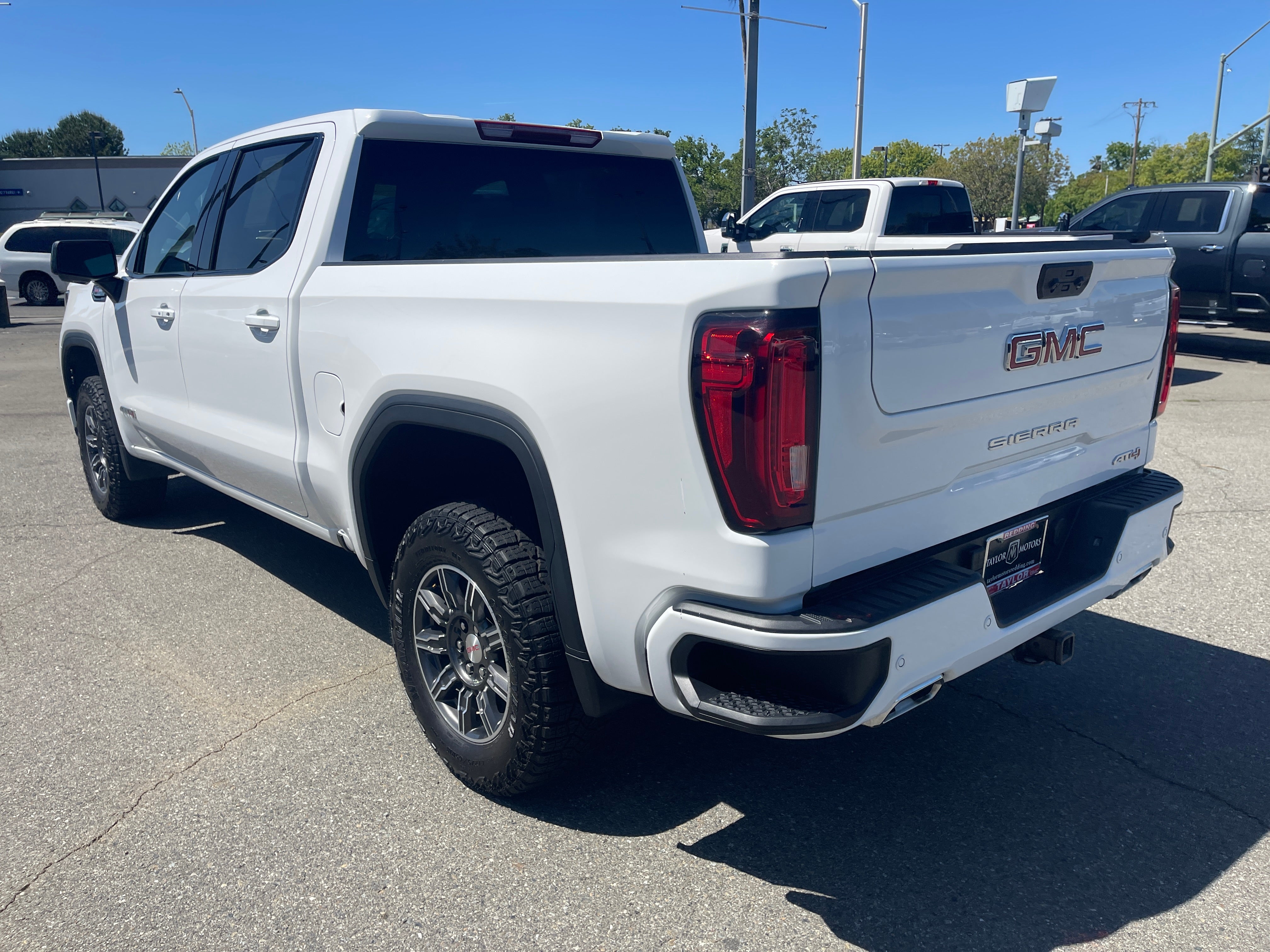 2025 GMC Sierra 1500 AT4