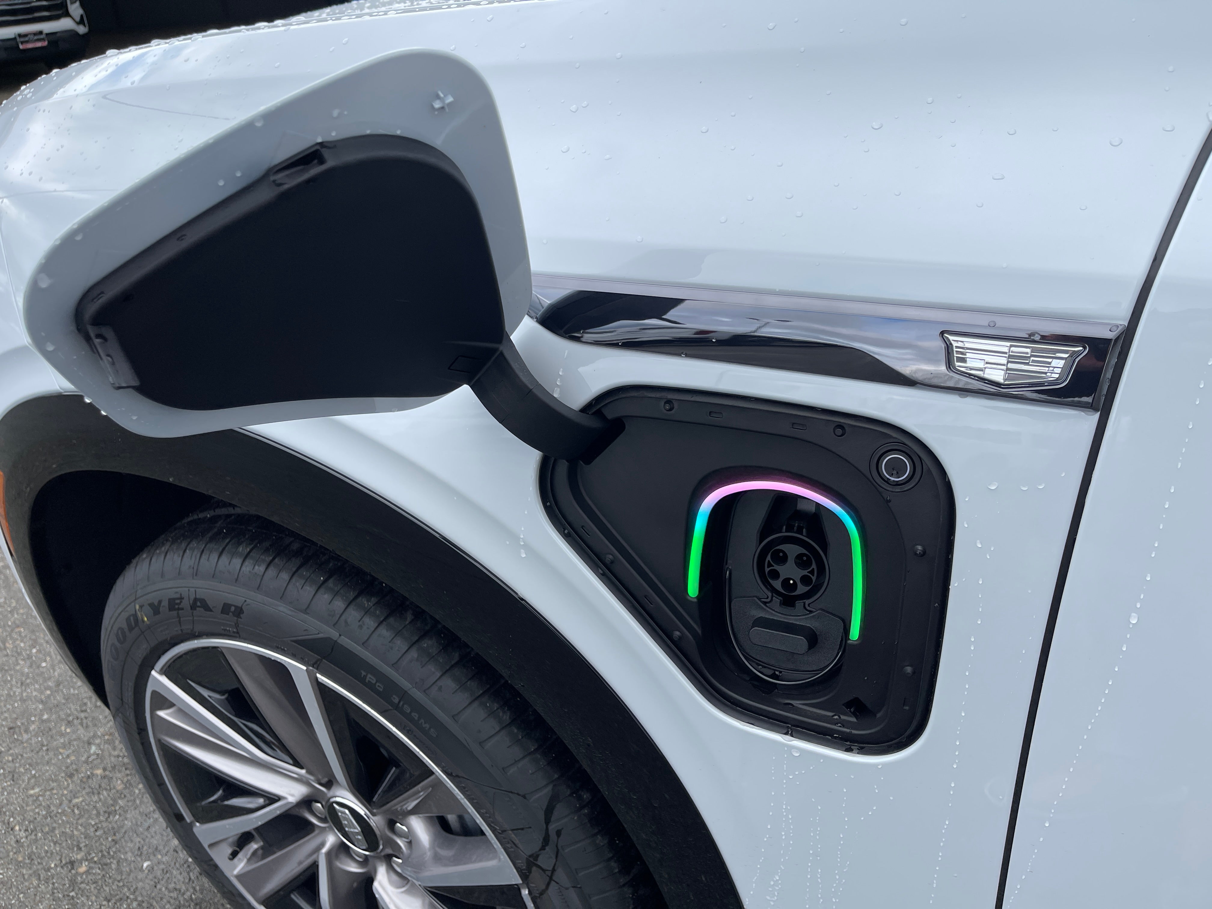 2026 Cadillac VISTIQ Sport