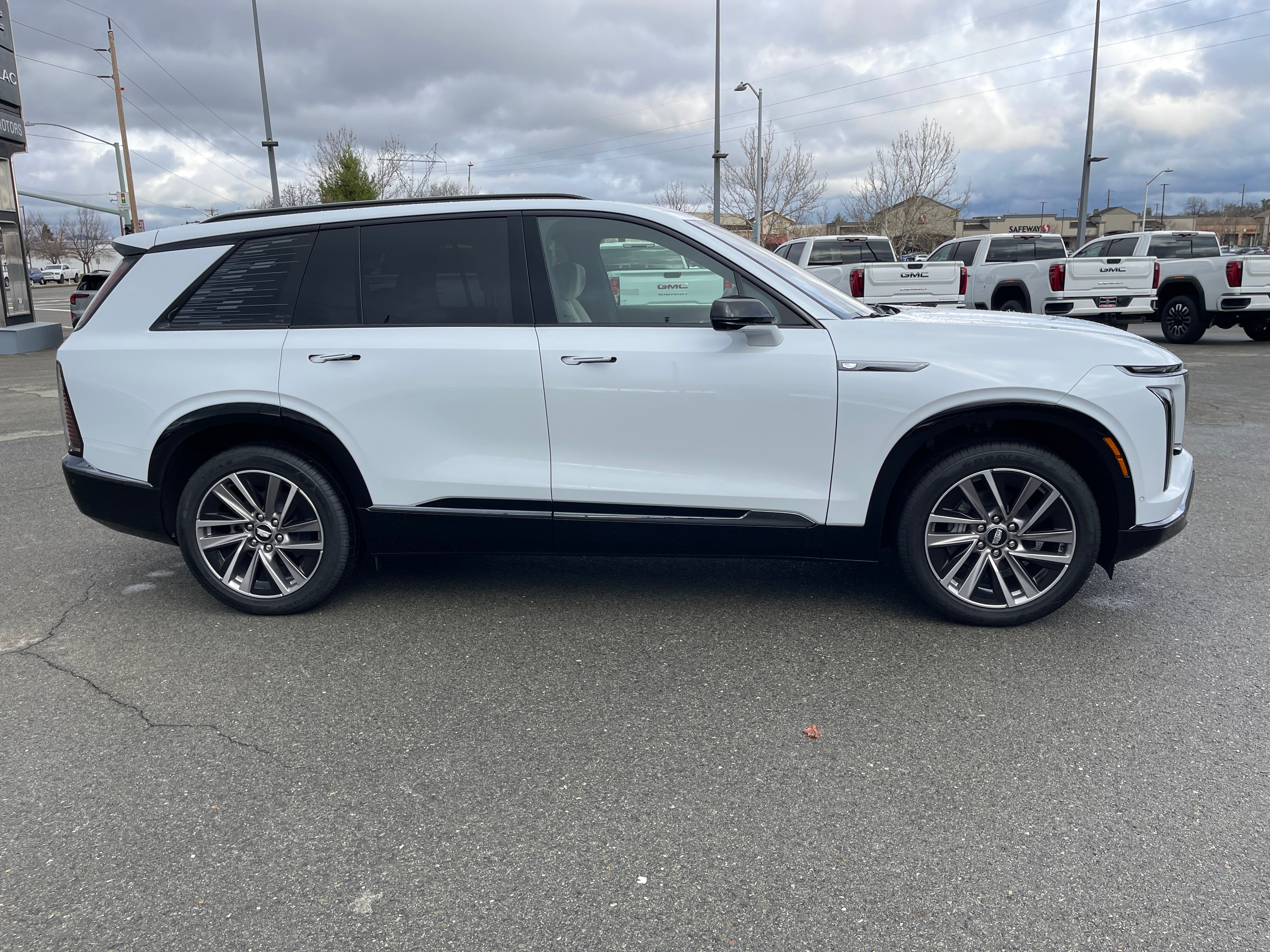 2026 Cadillac VISTIQ Sport