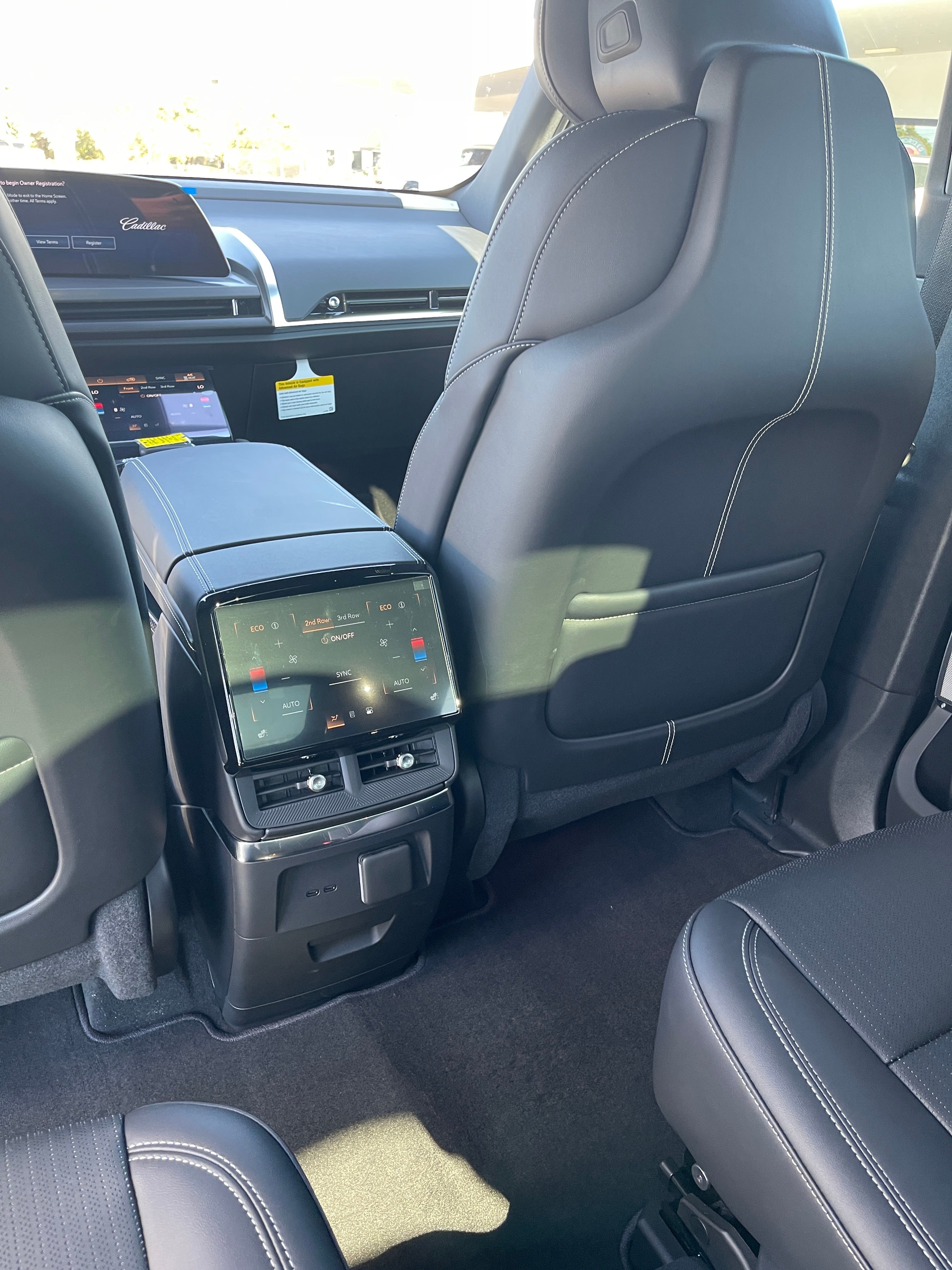 2027 Cadillac VISTIQ Sport
