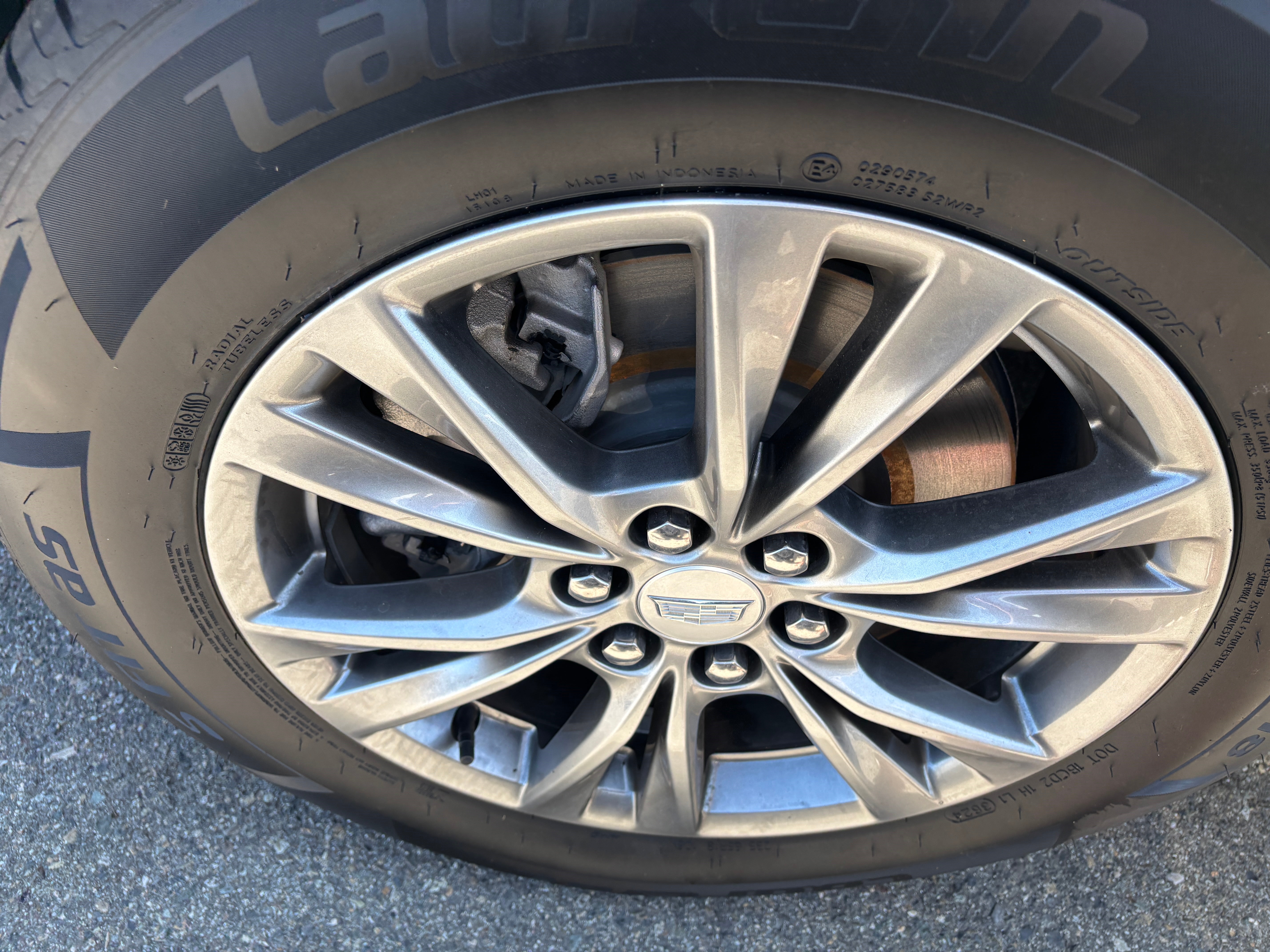 2023 Cadillac XT5 Premium Luxury