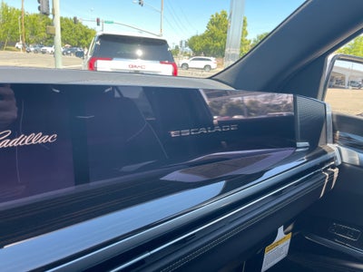 2026 Cadillac Escalade Luxury