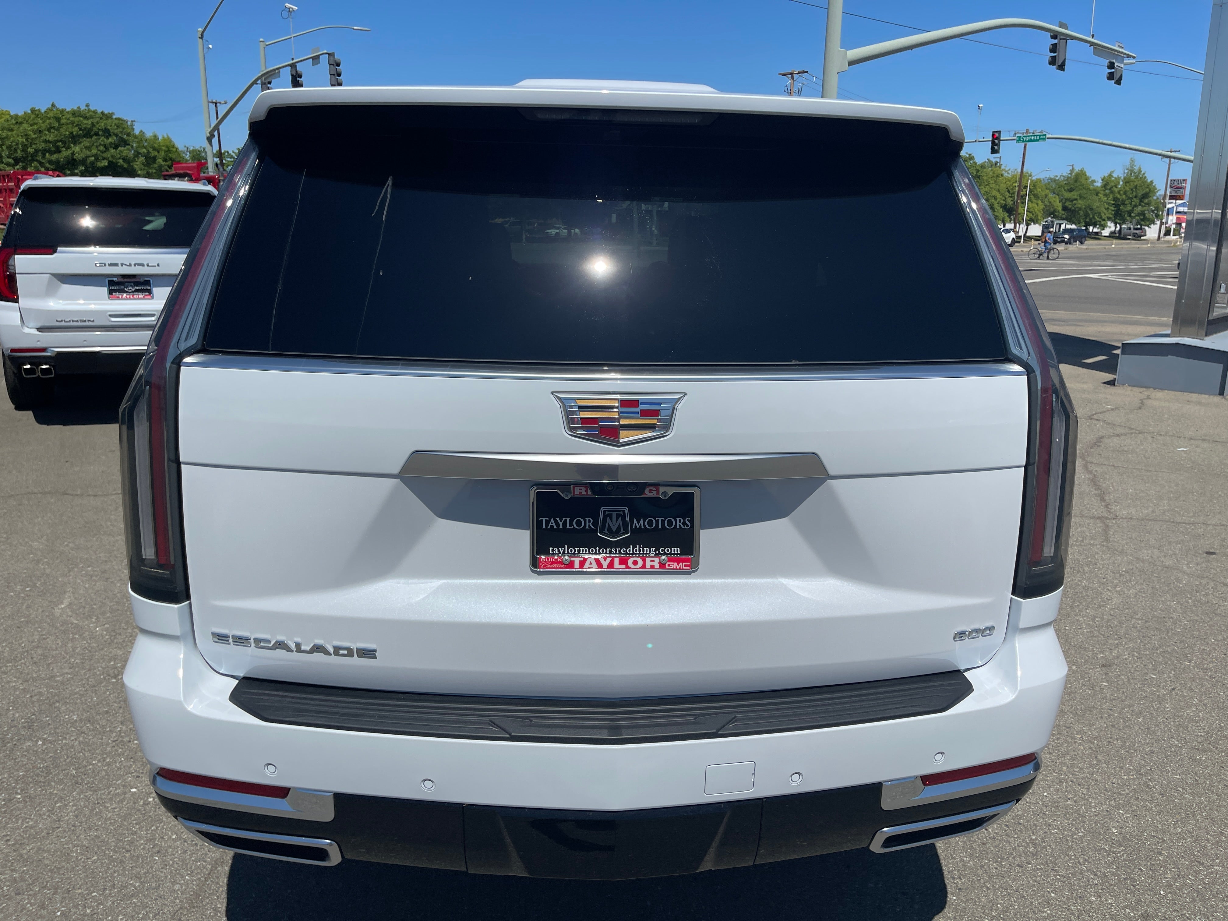 2026 Cadillac Escalade Luxury