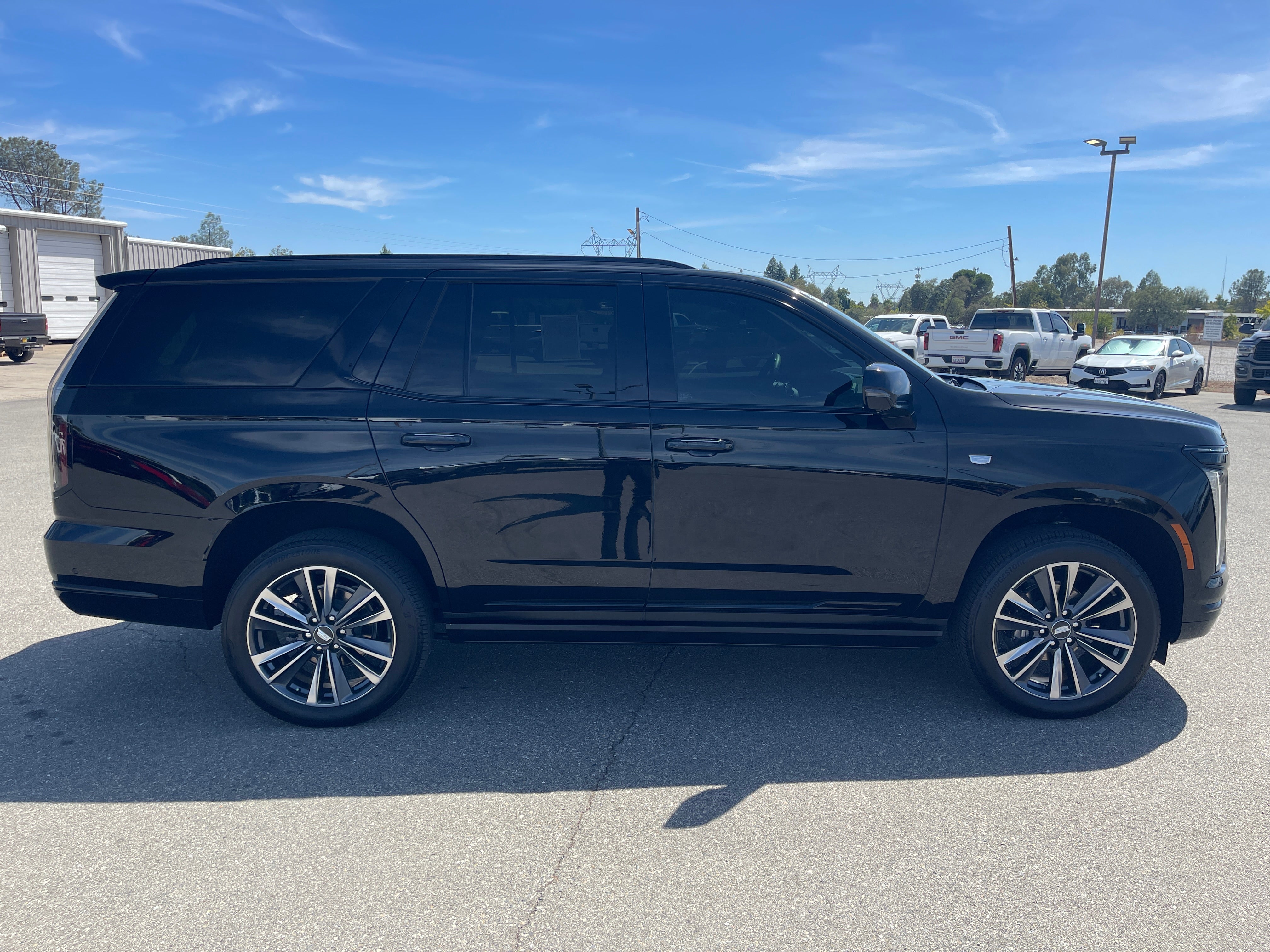 2025 Cadillac Escalade Sport