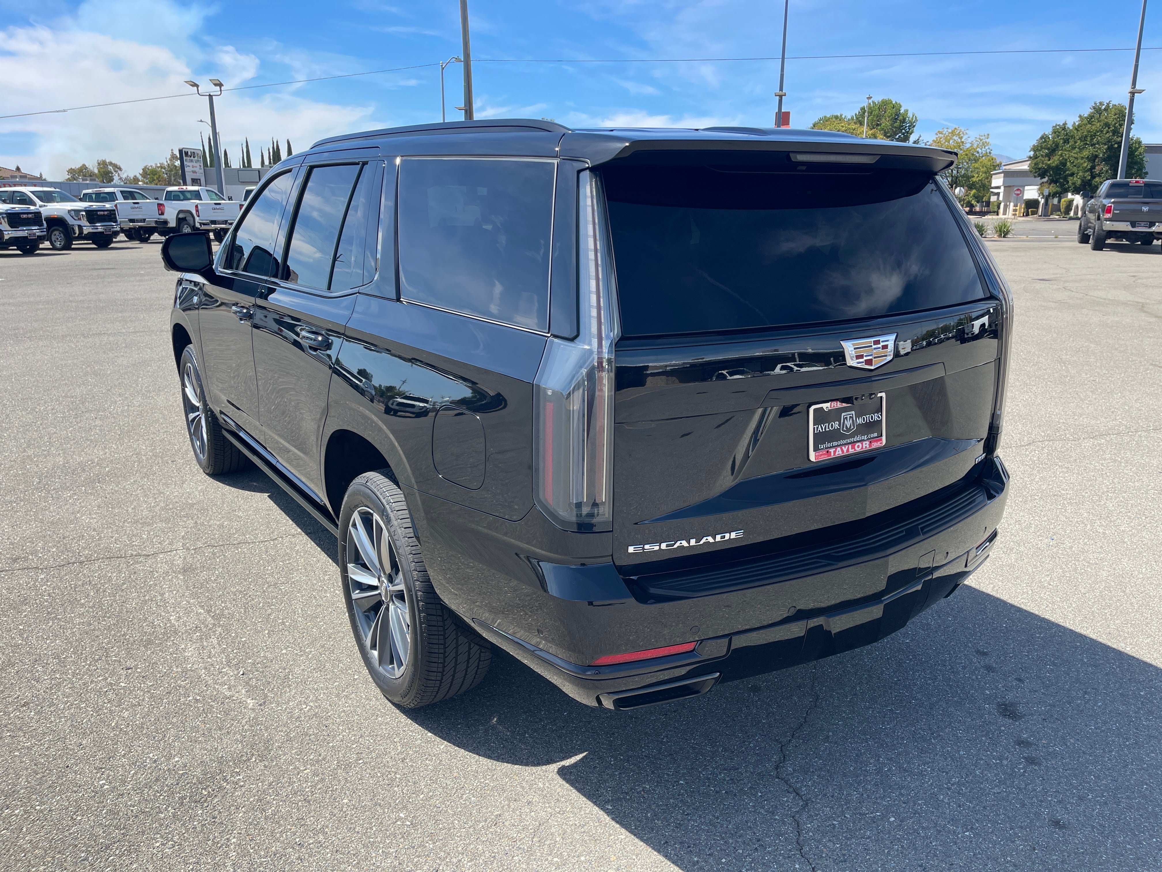 2025 Cadillac Escalade Sport